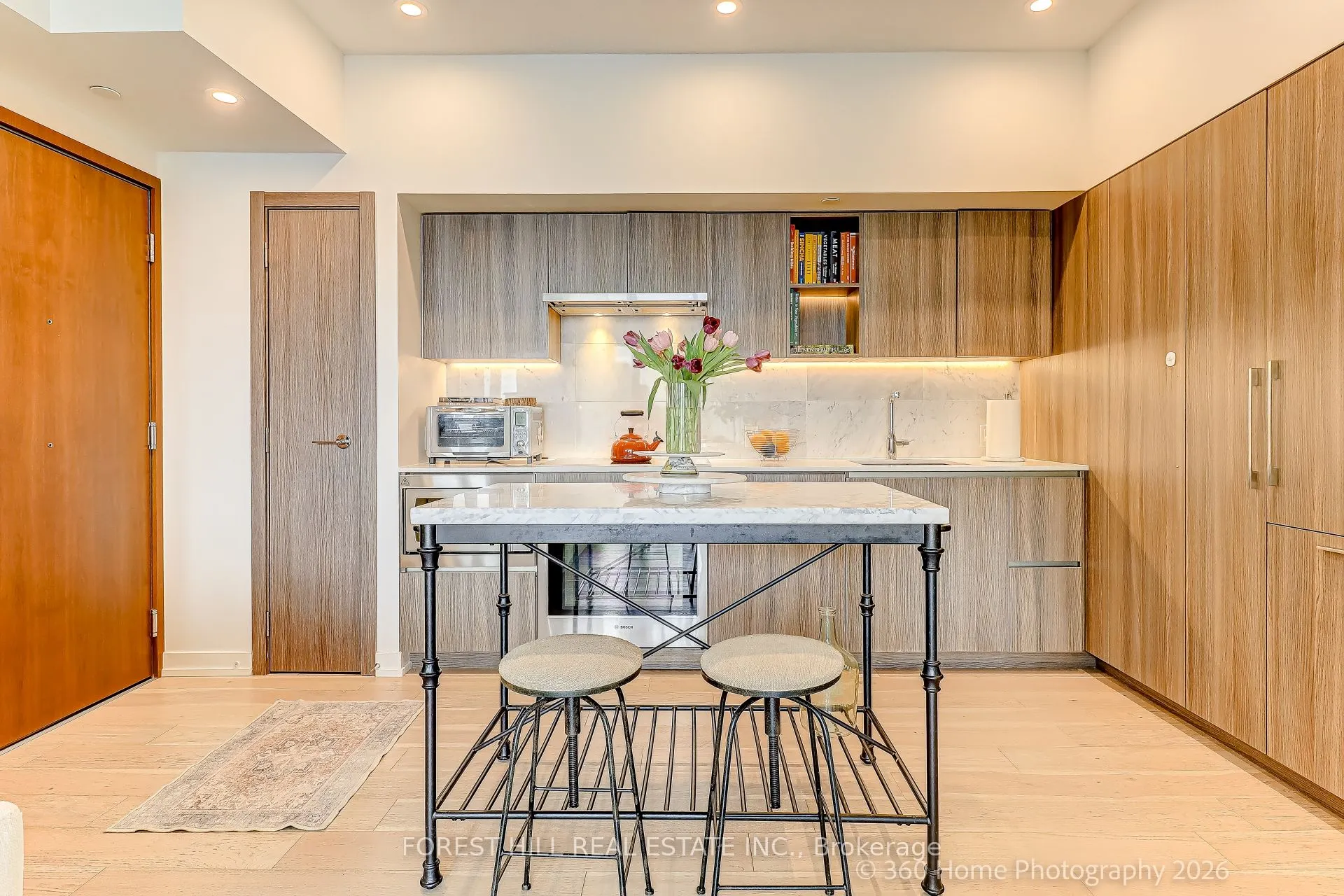 17 Bathurst Street #1215