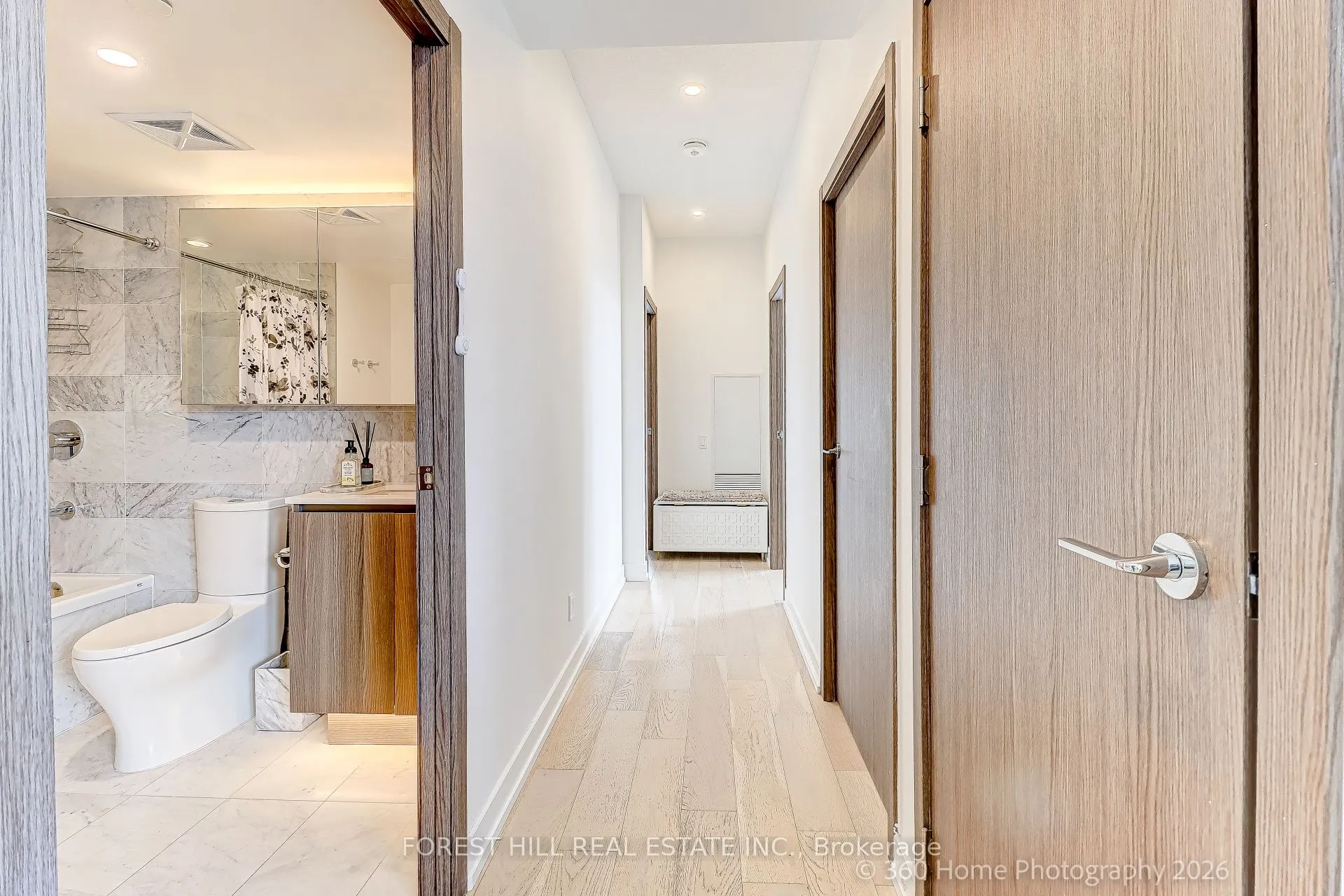 17 Bathurst Street #1215