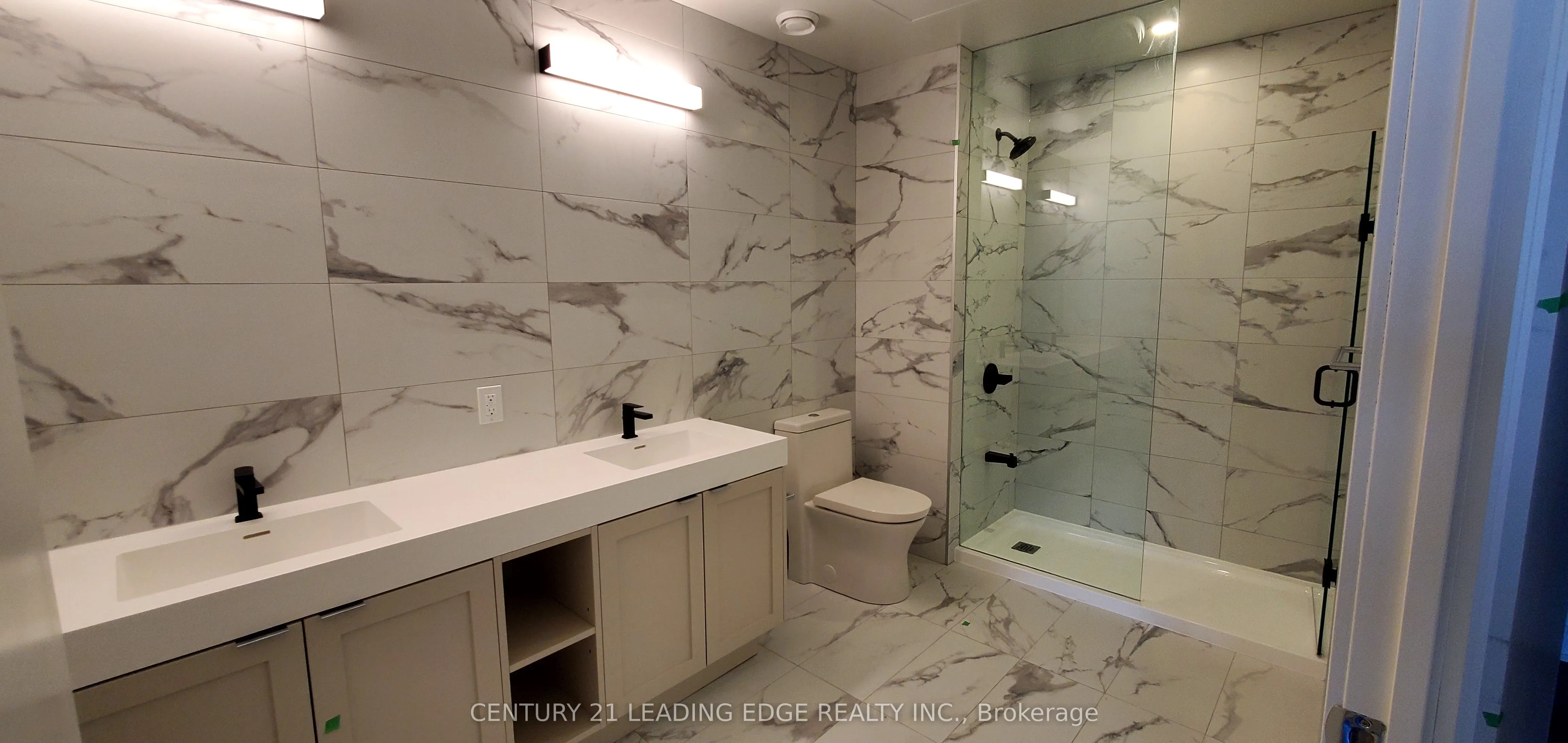 250 Lawrence Avenue W #PH901