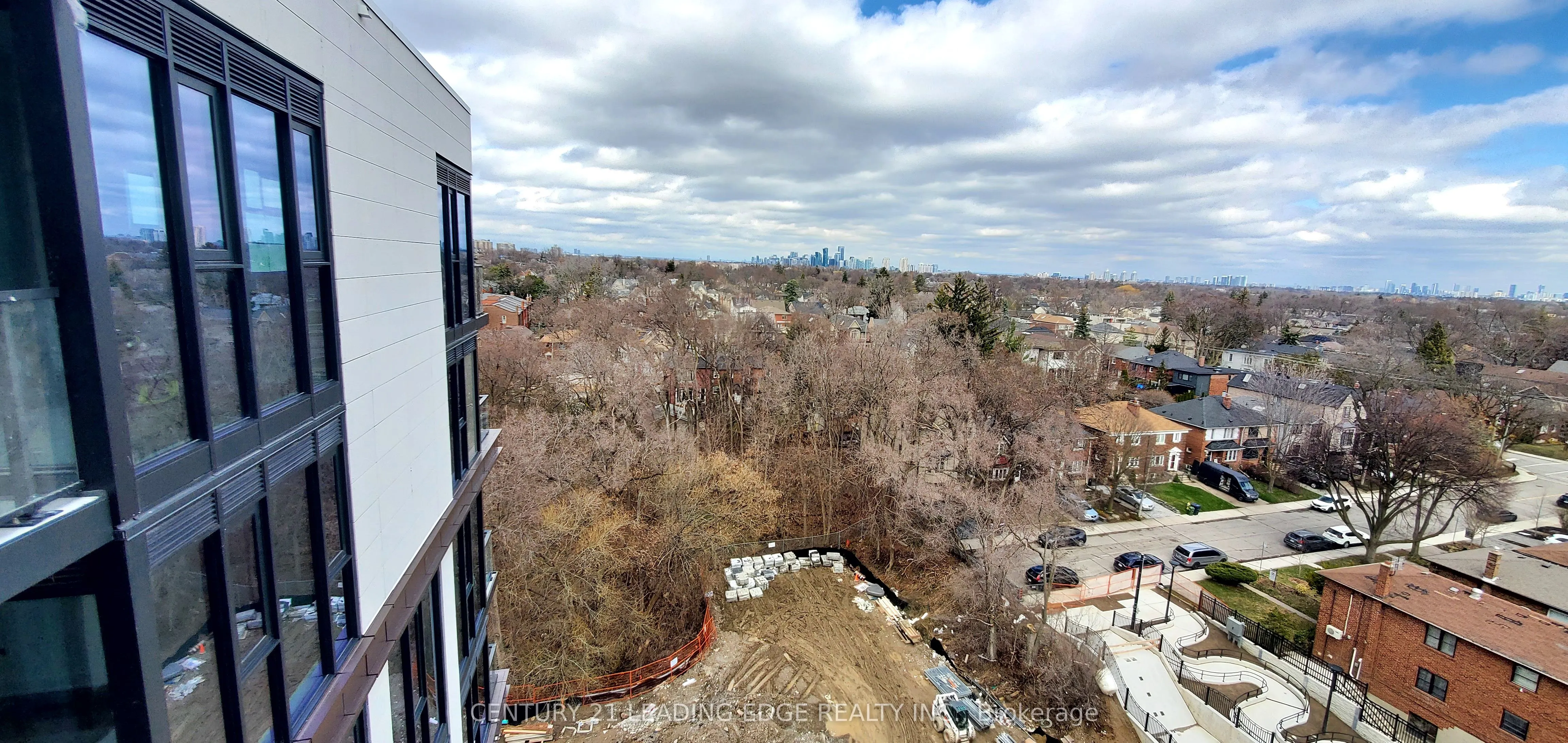 250 Lawrence Avenue W #PH901