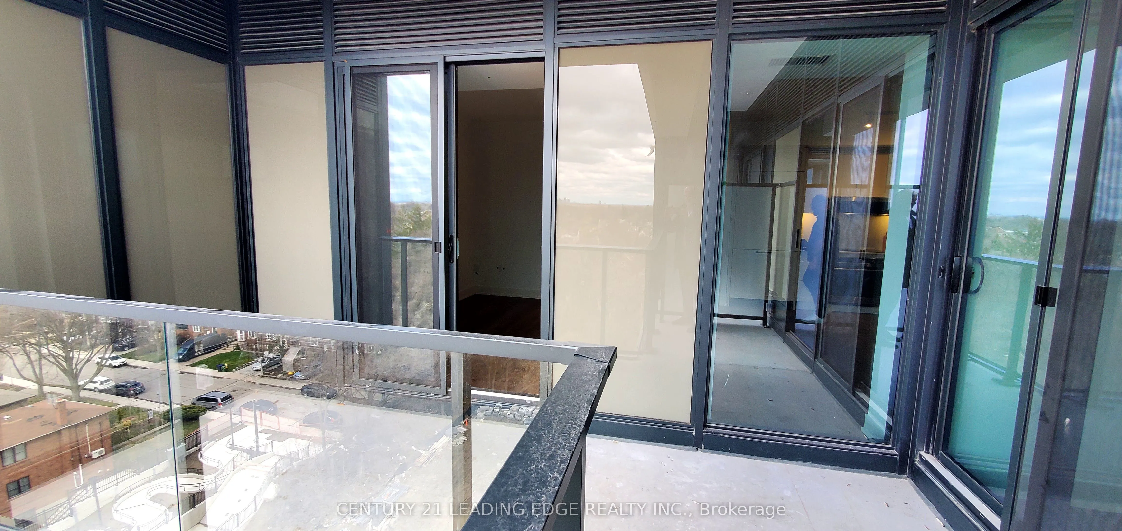 250 Lawrence Avenue W #PH901
