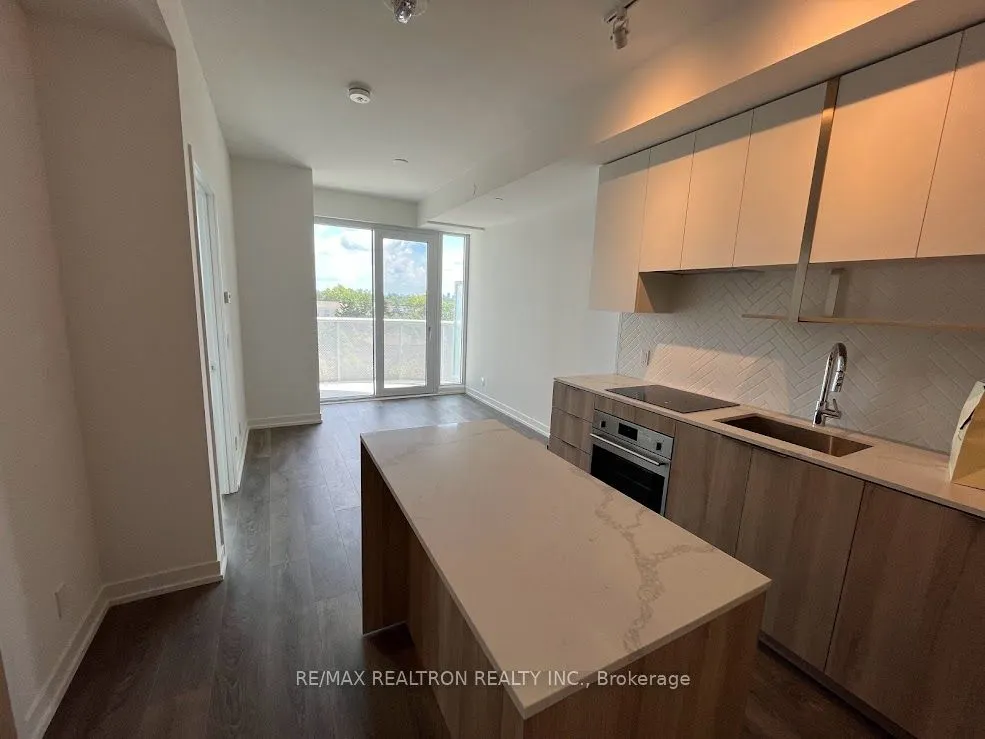 15 Holmes Avenue #509