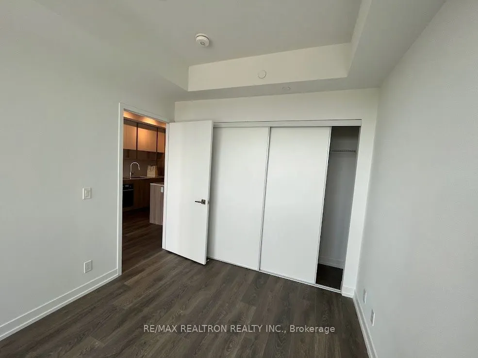 15 Holmes Avenue #509