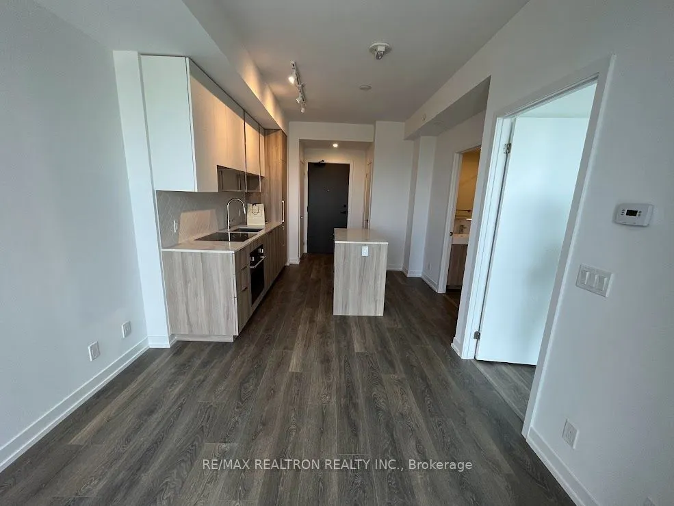 15 Holmes Avenue #509