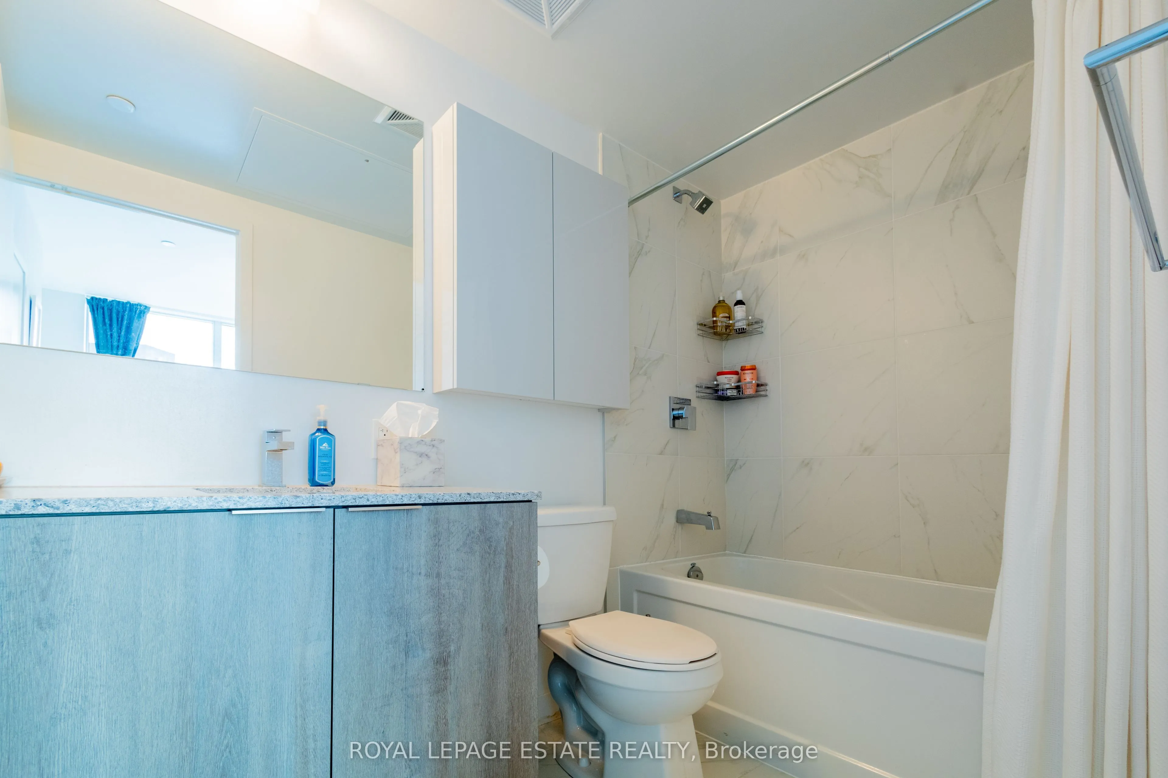 31 Tippett Road #657
