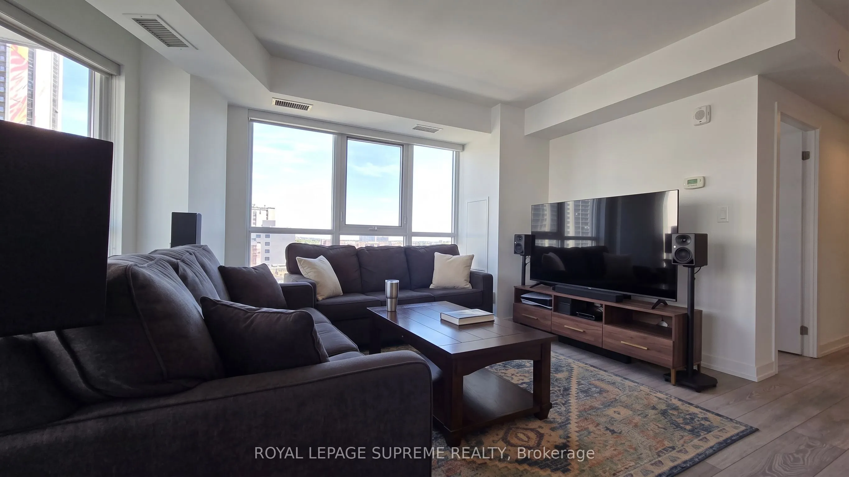 159 Wellesley Street E #603