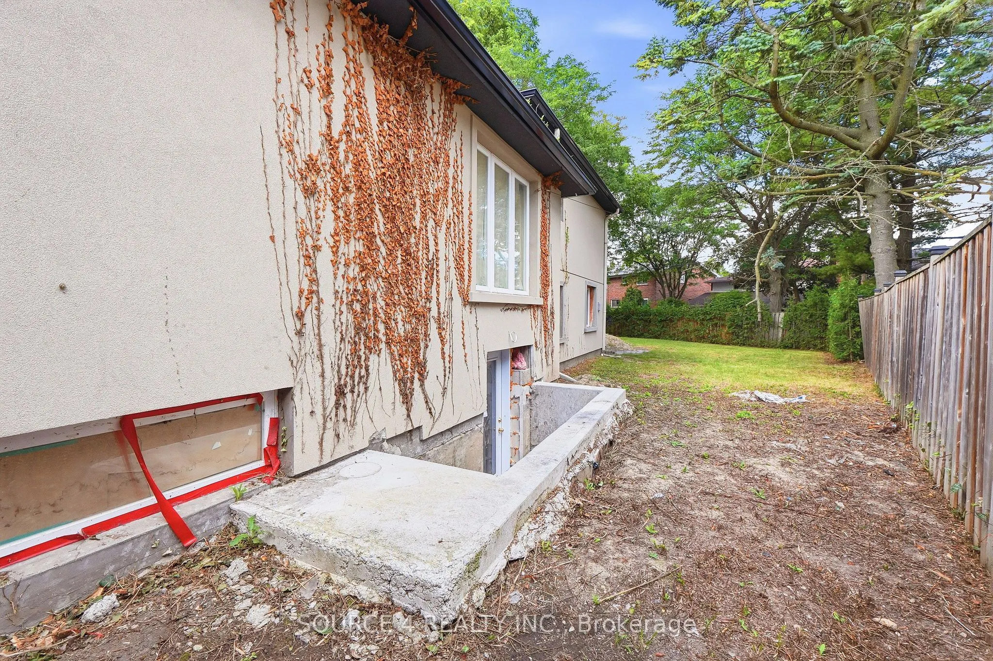 290 Newton Drive