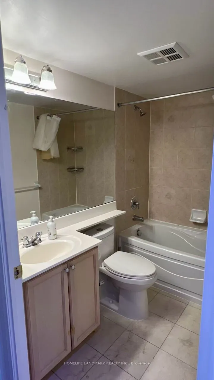 10 Northtown Way #2506
