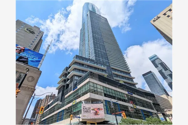 386 Yonge Street