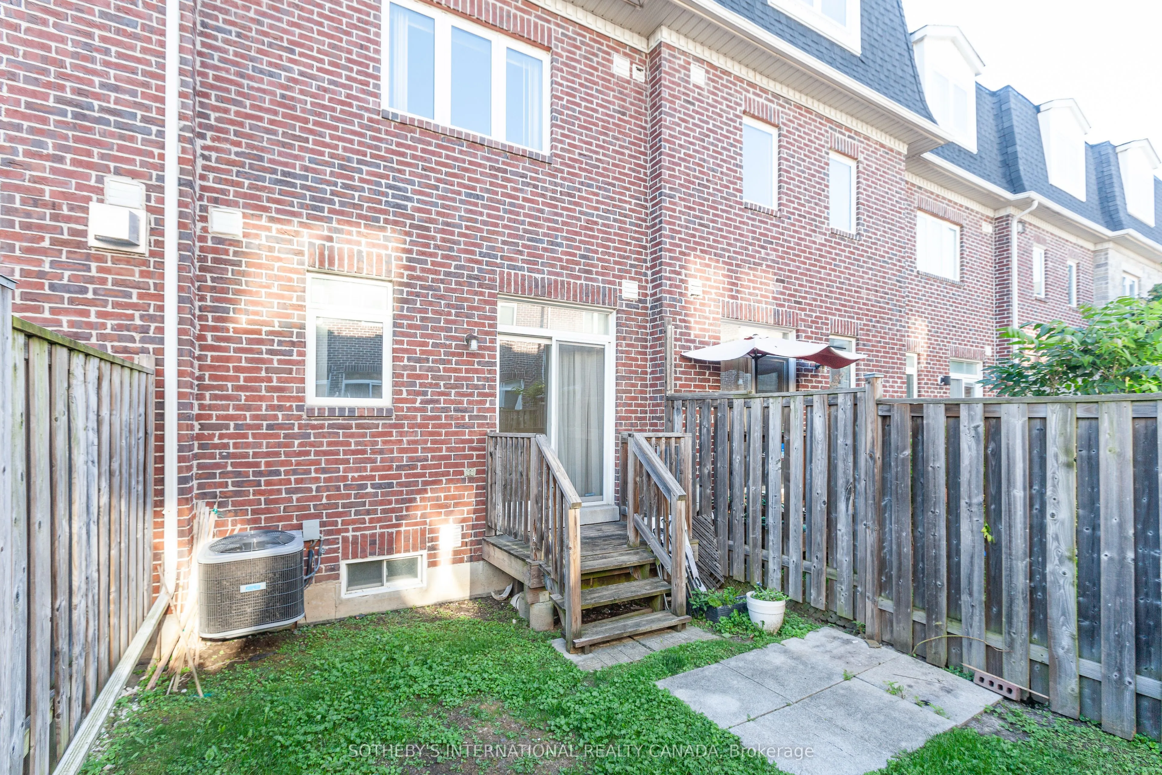 60 Routliffe Lane