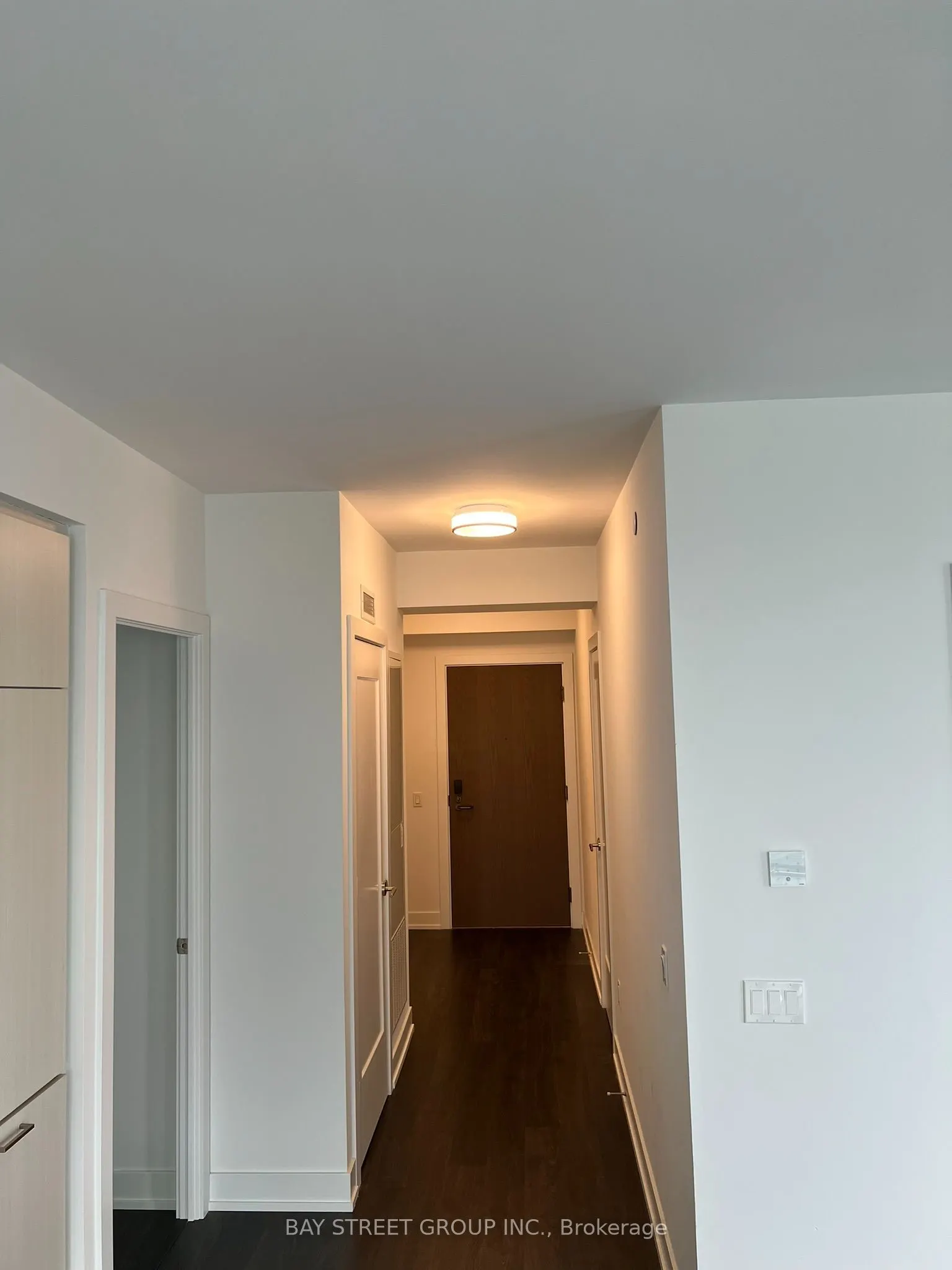 30 Inn on the Park Drive #2304