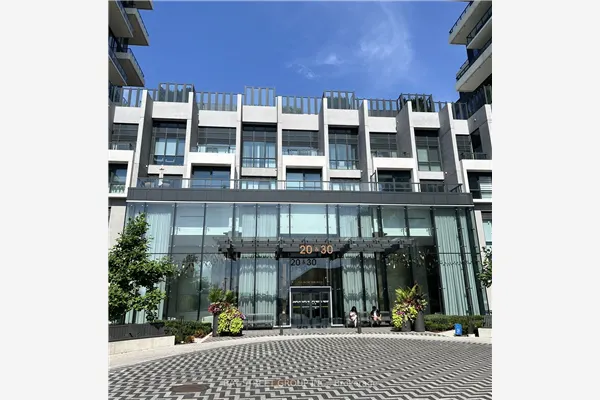 30 Inn on the Park Drive