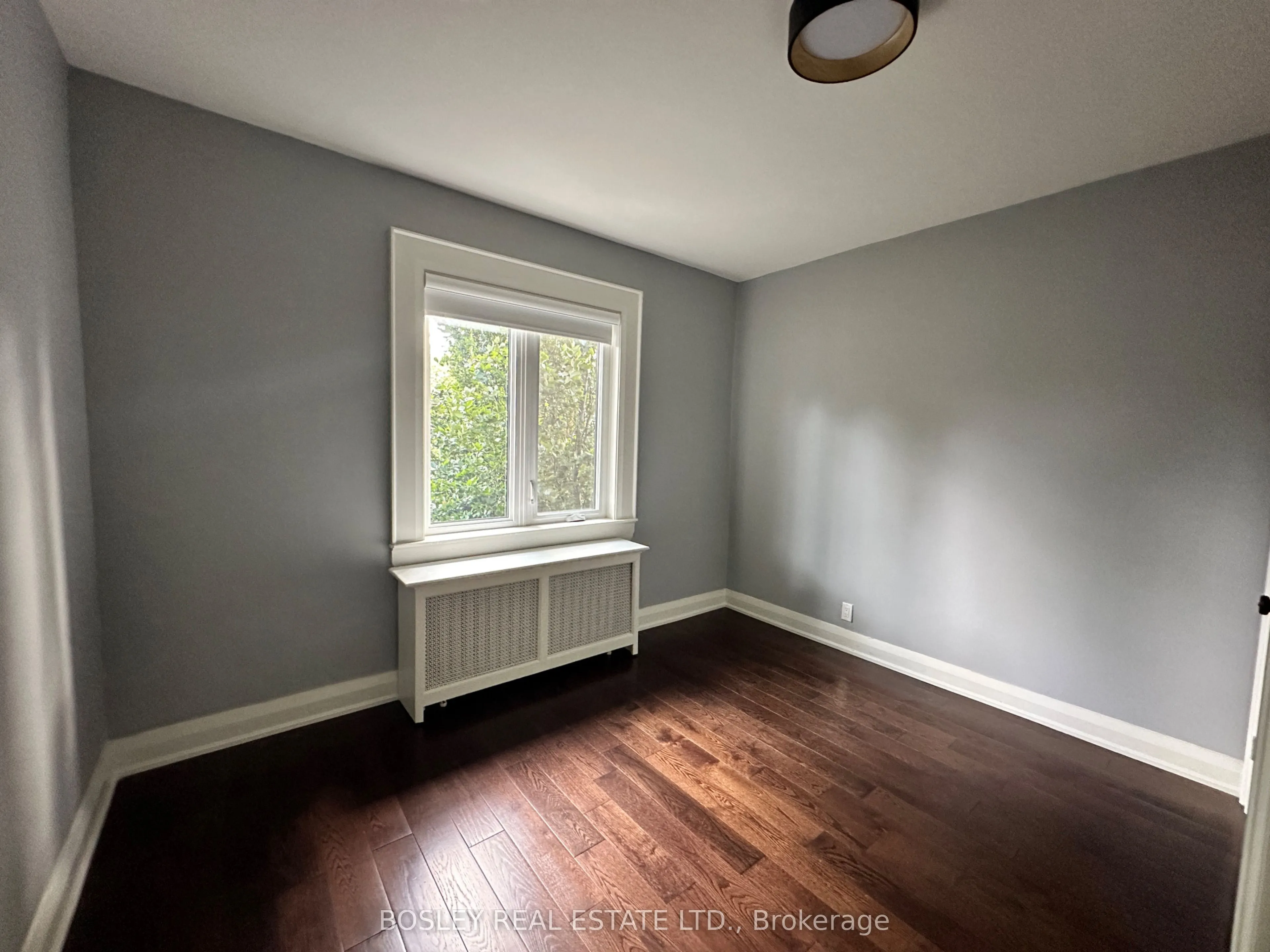 229 Manor Road E #2