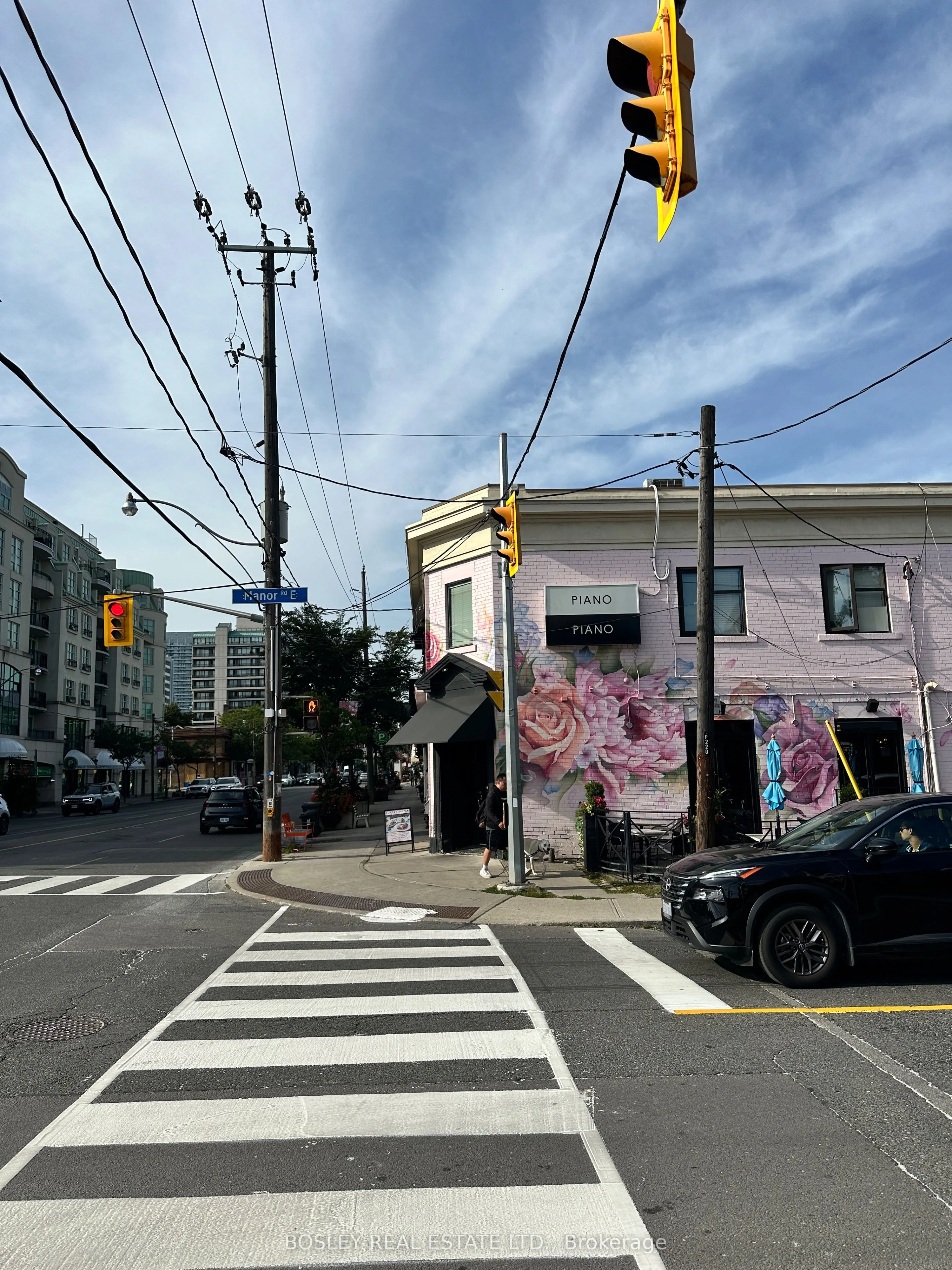 229 Manor Road E #2