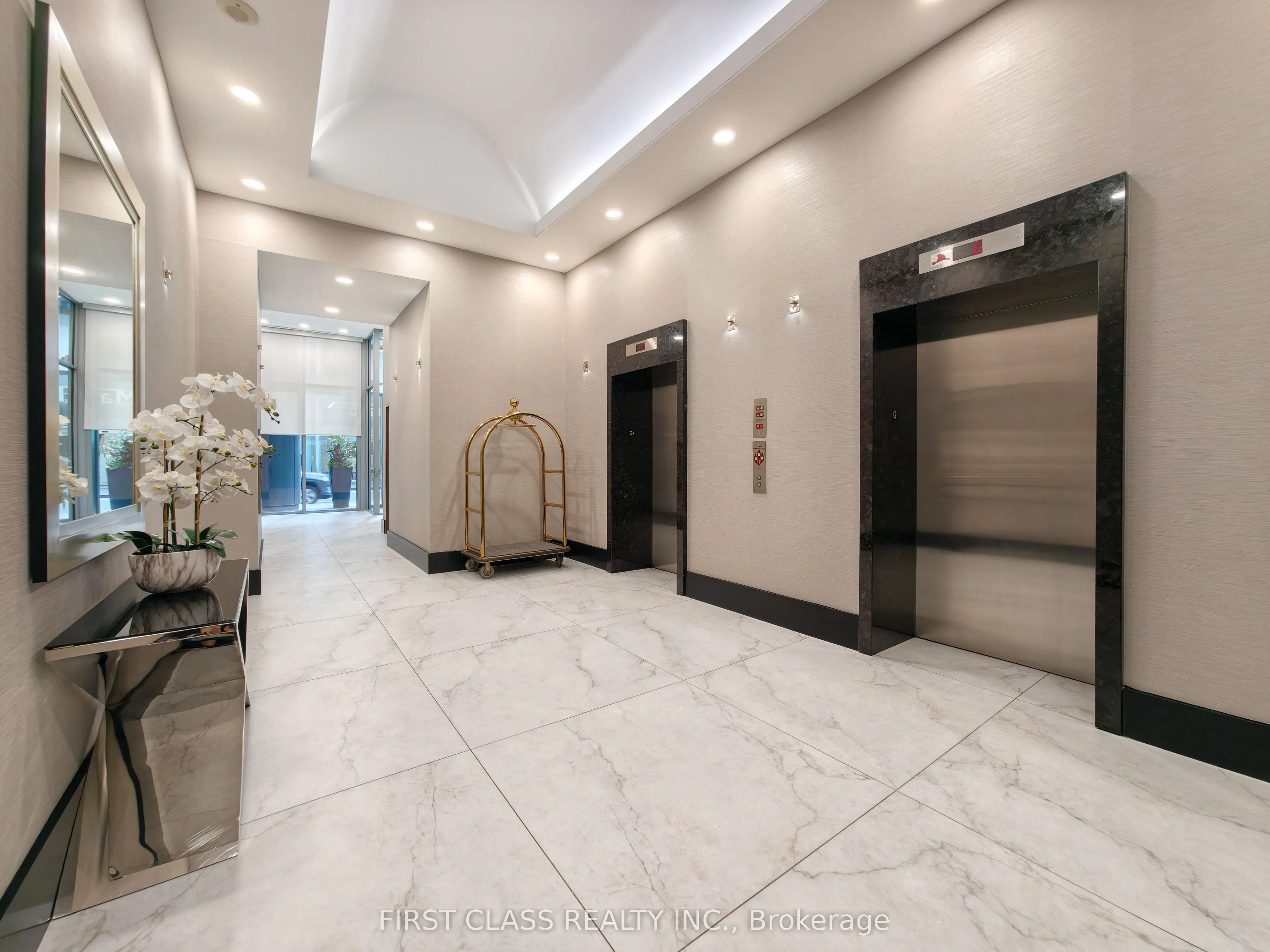 21 Balmuto Street #2501