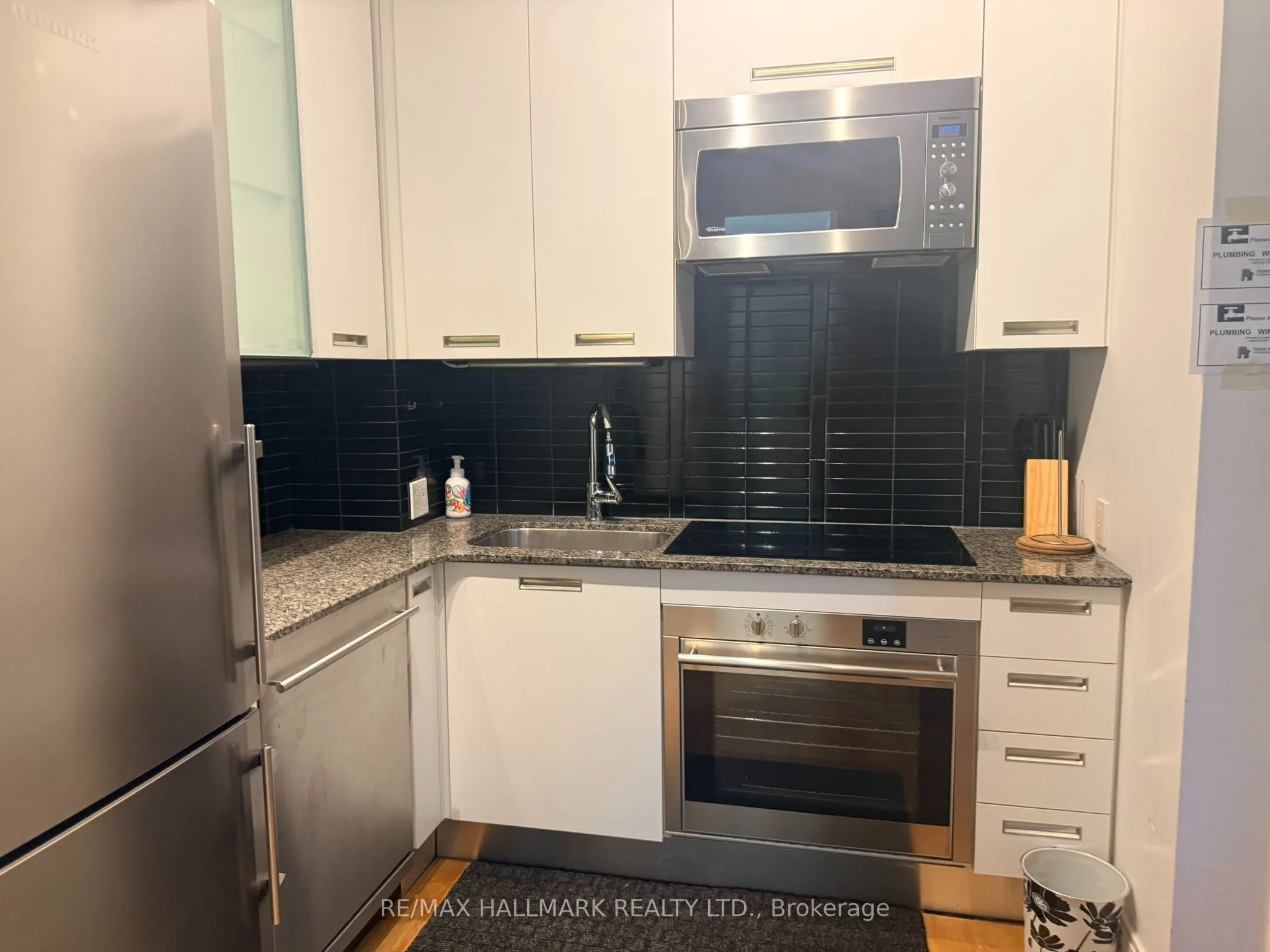 21 Balmuto Street #803