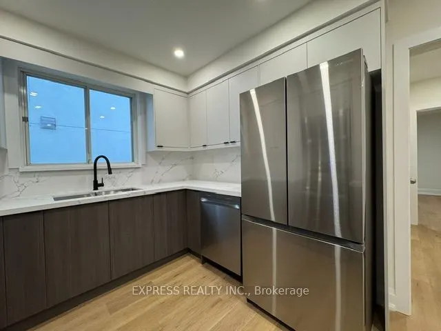 1328 Avenue Road #2
