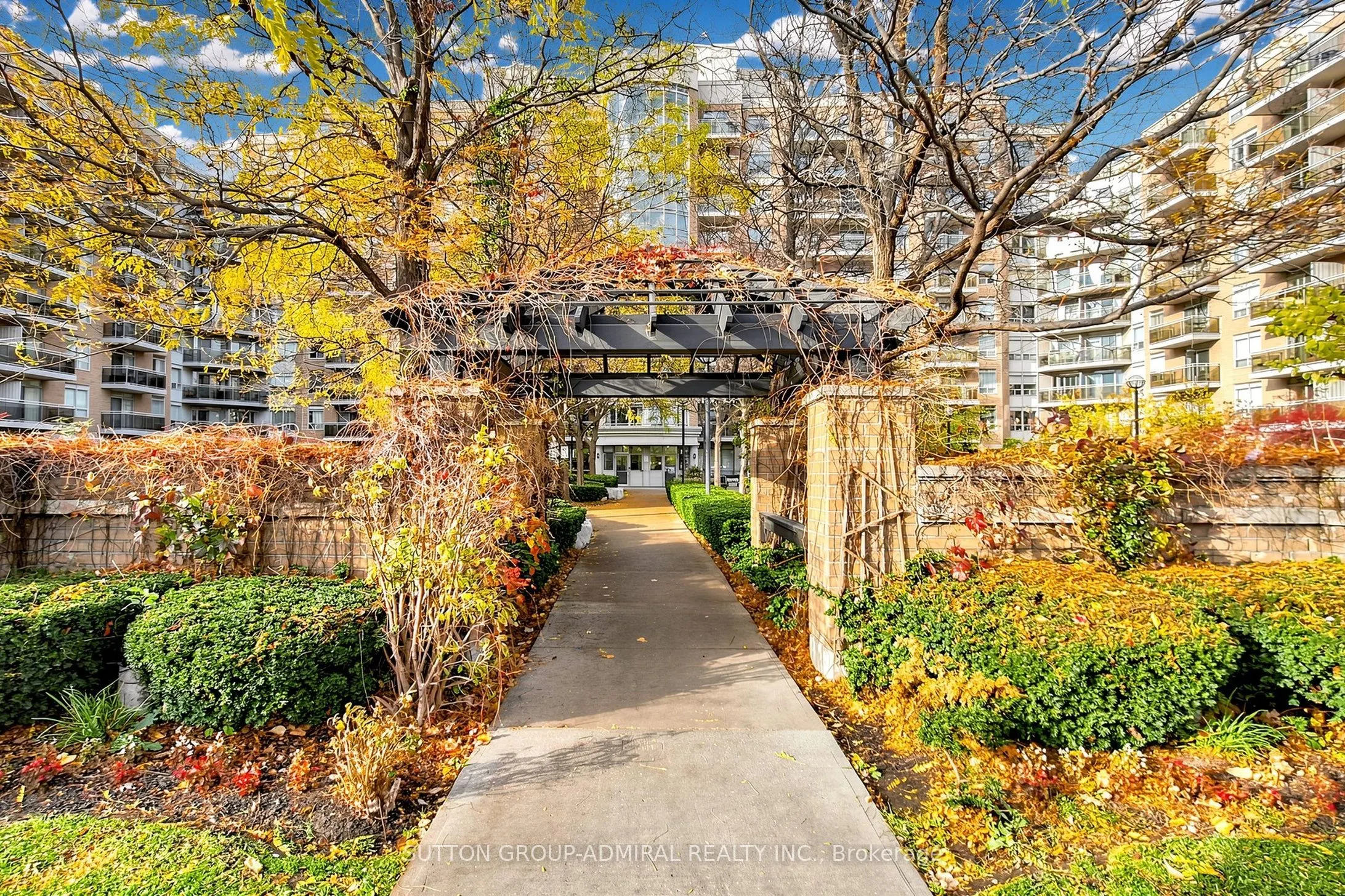 650 Lawrence Avenue W #435