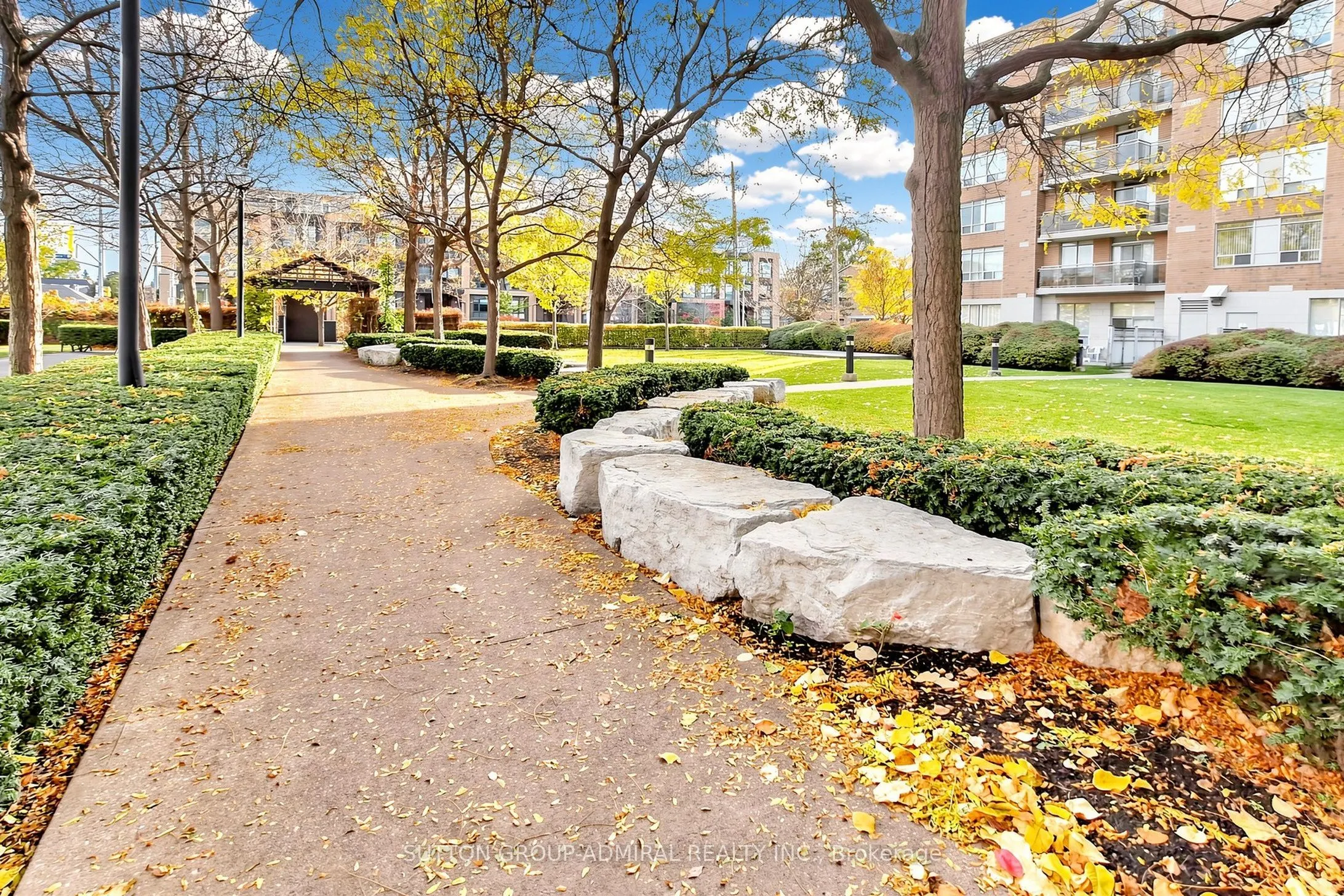 650 Lawrence Avenue W #435