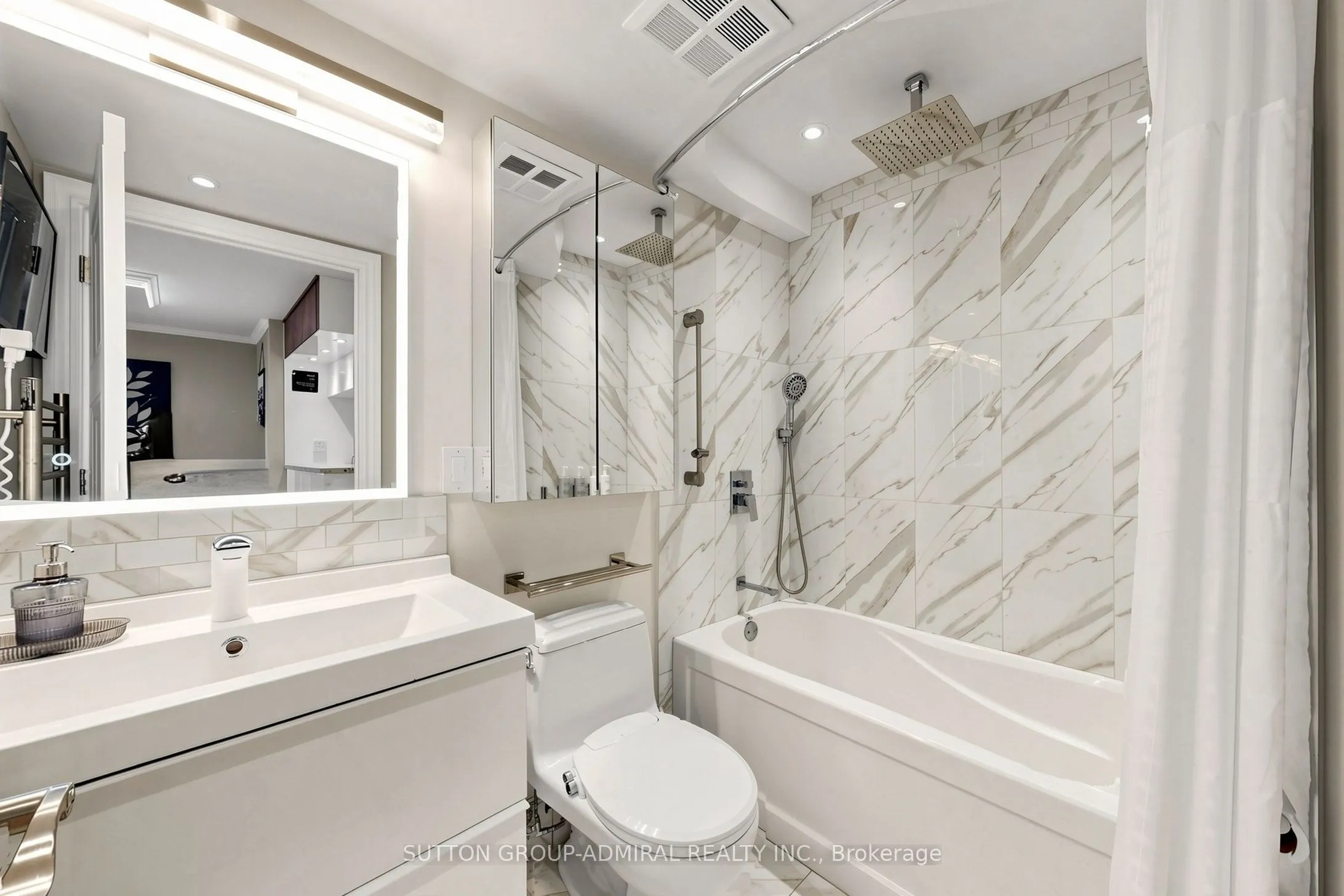 650 Lawrence Avenue W #435
