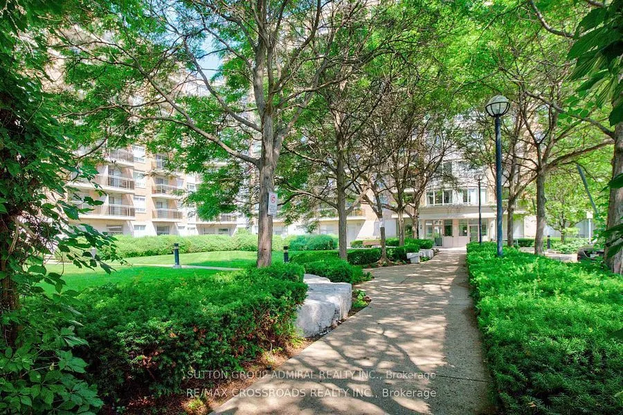 650 Lawrence Avenue W #435