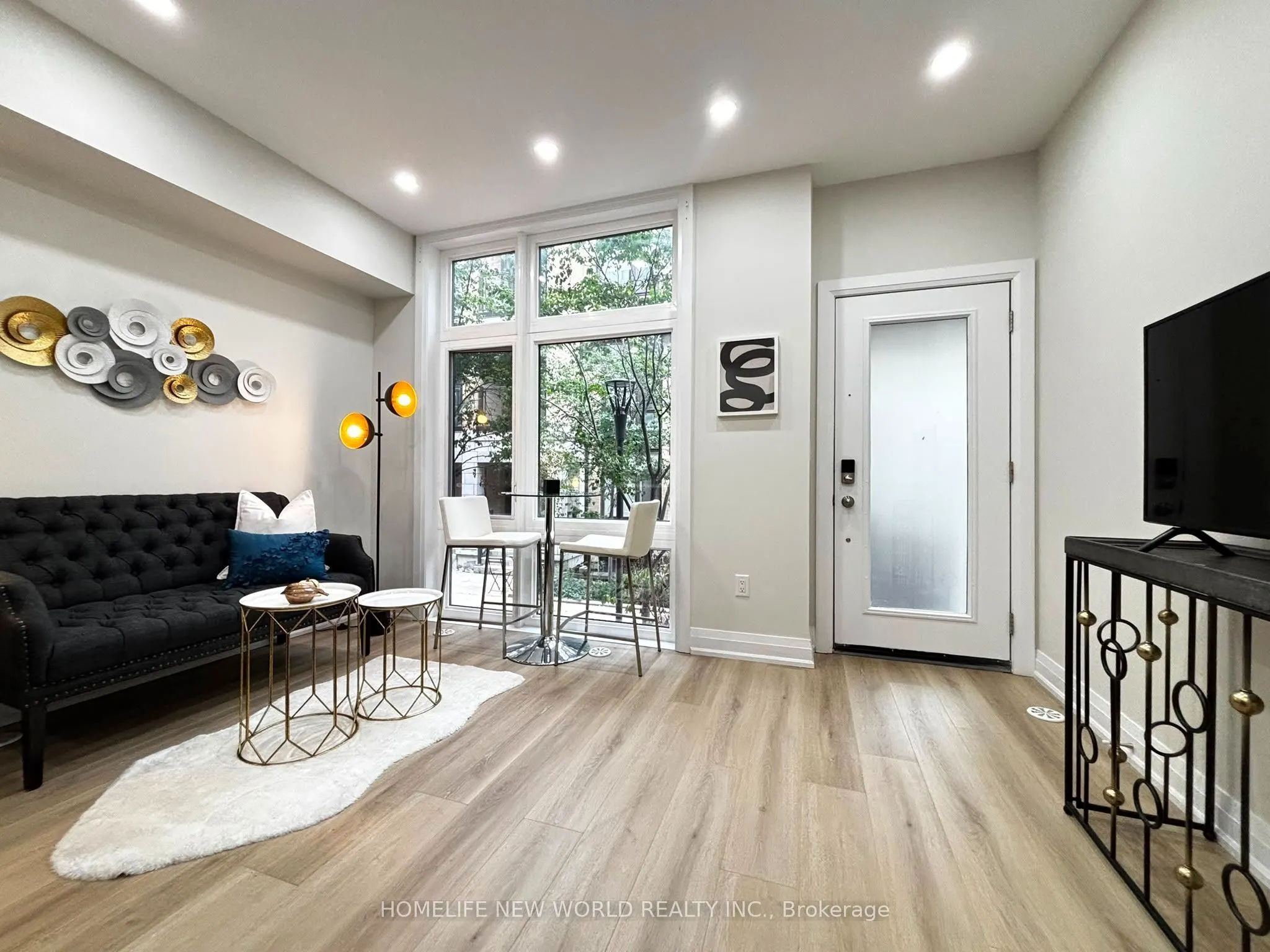 19 Eldora Avenue #45