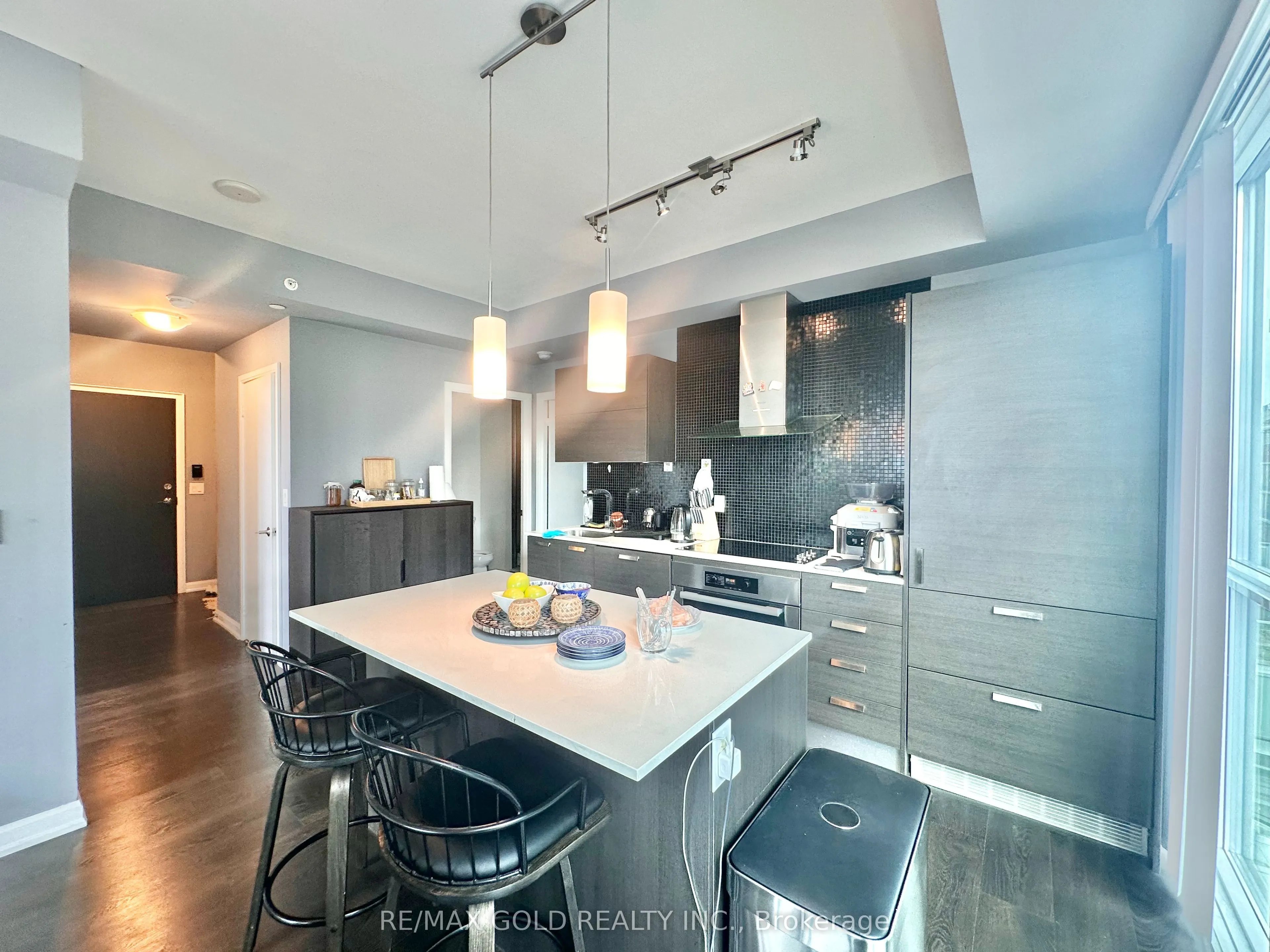 11 Bogert Avenue #702