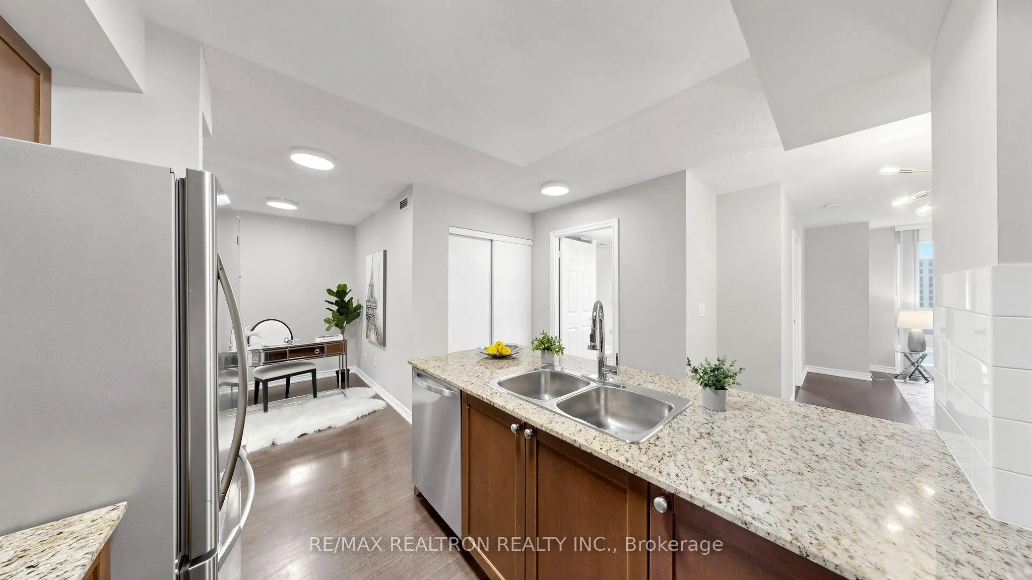 761 Bay Street #1212