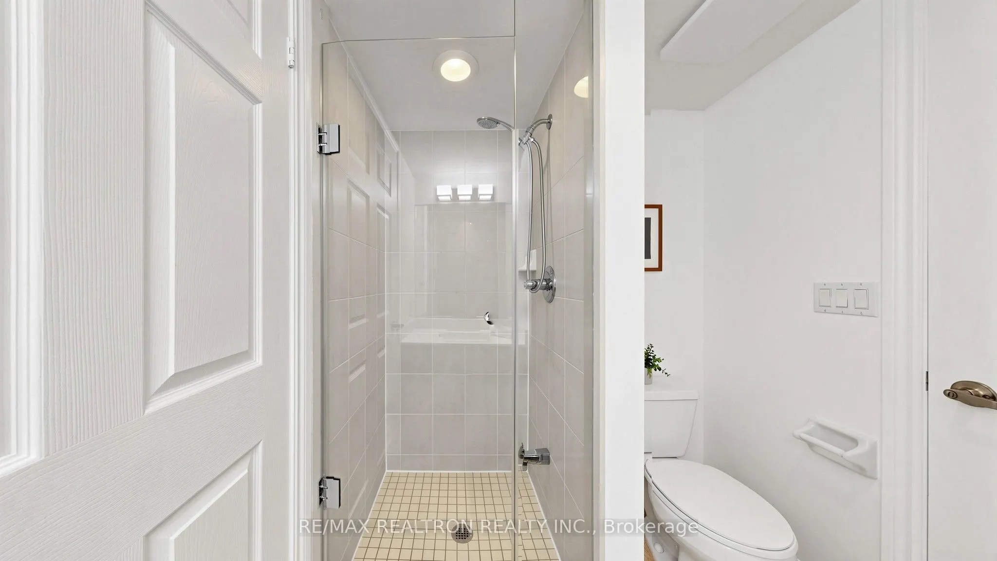761 Bay Street #1212