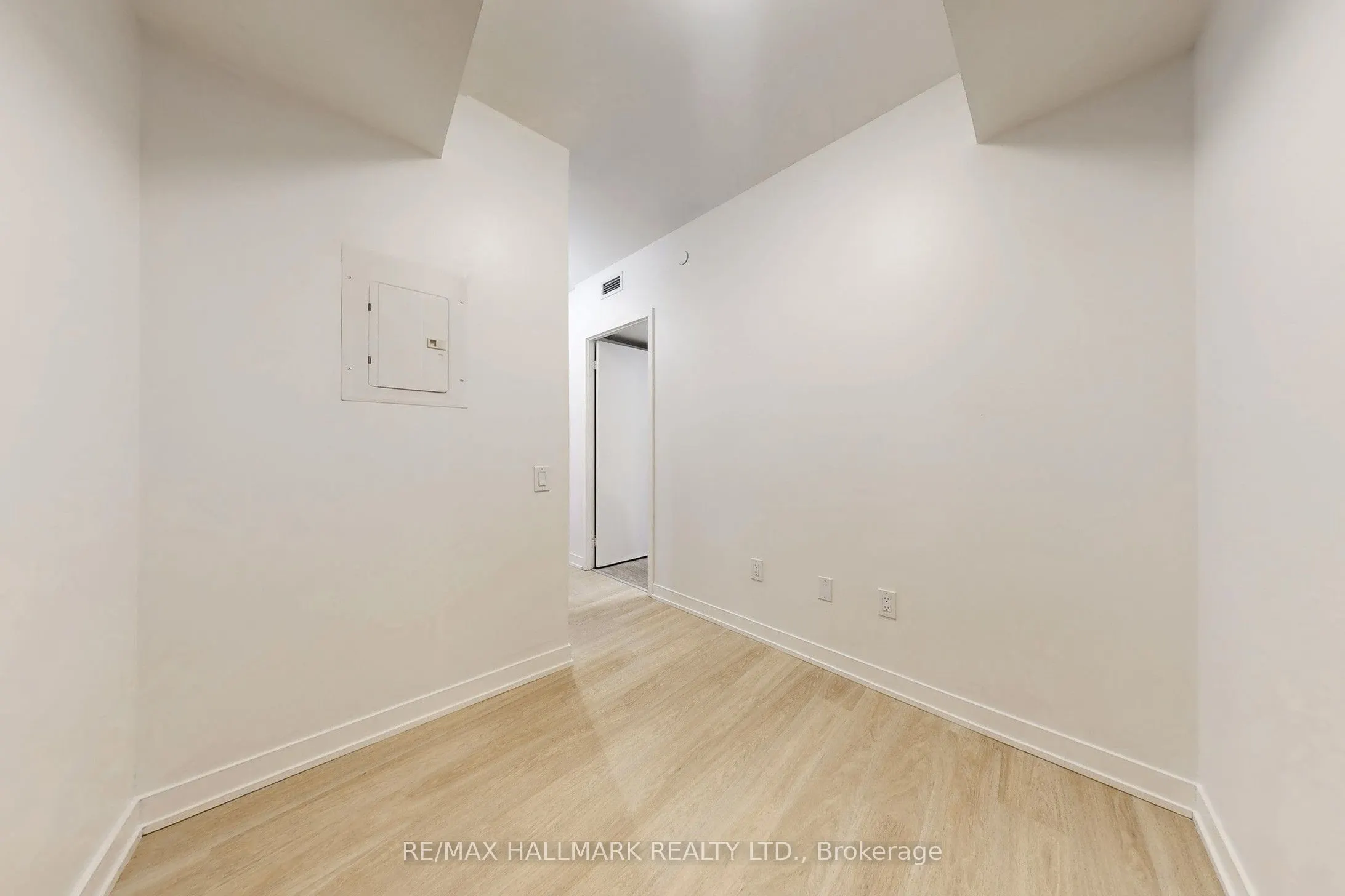 500 Wilson Avenue #424