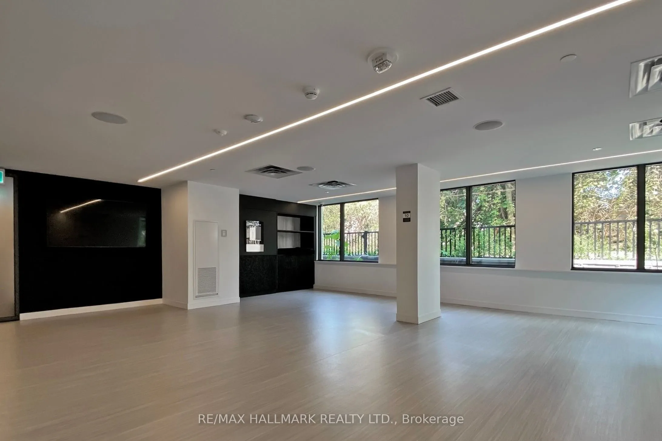 500 Wilson Avenue #424