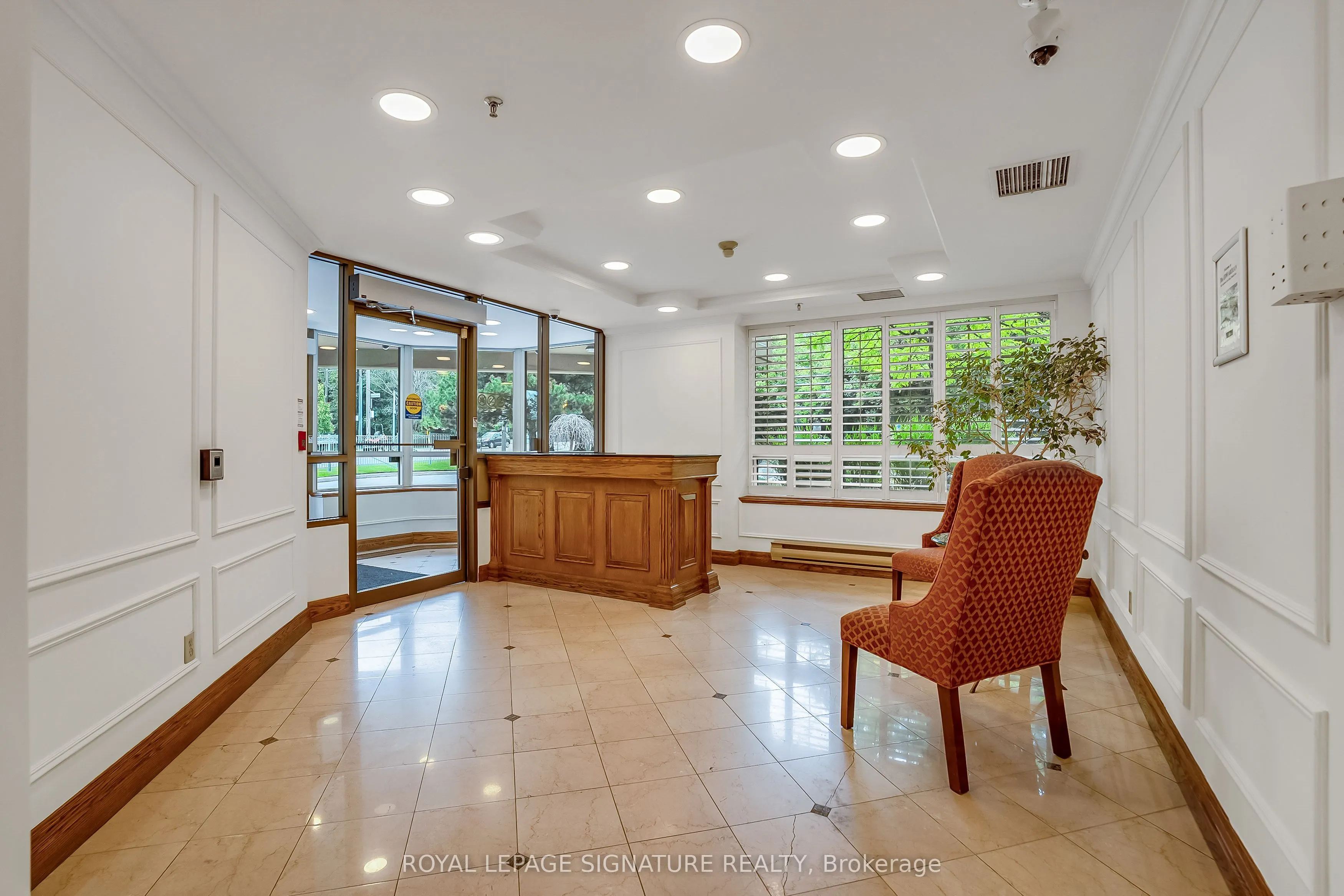 801 Lawrence Avenue E #106