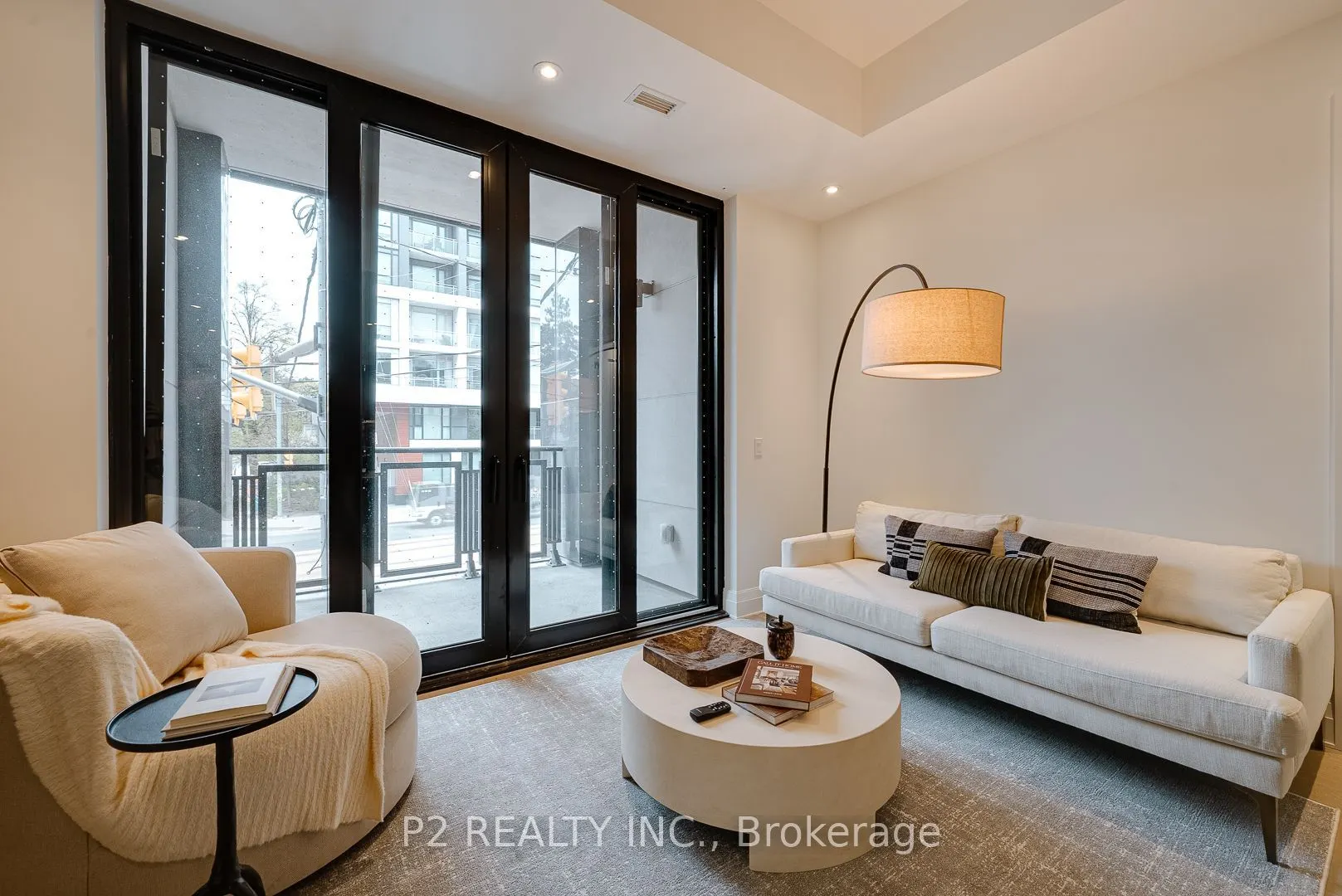 2 Forest Hill #208