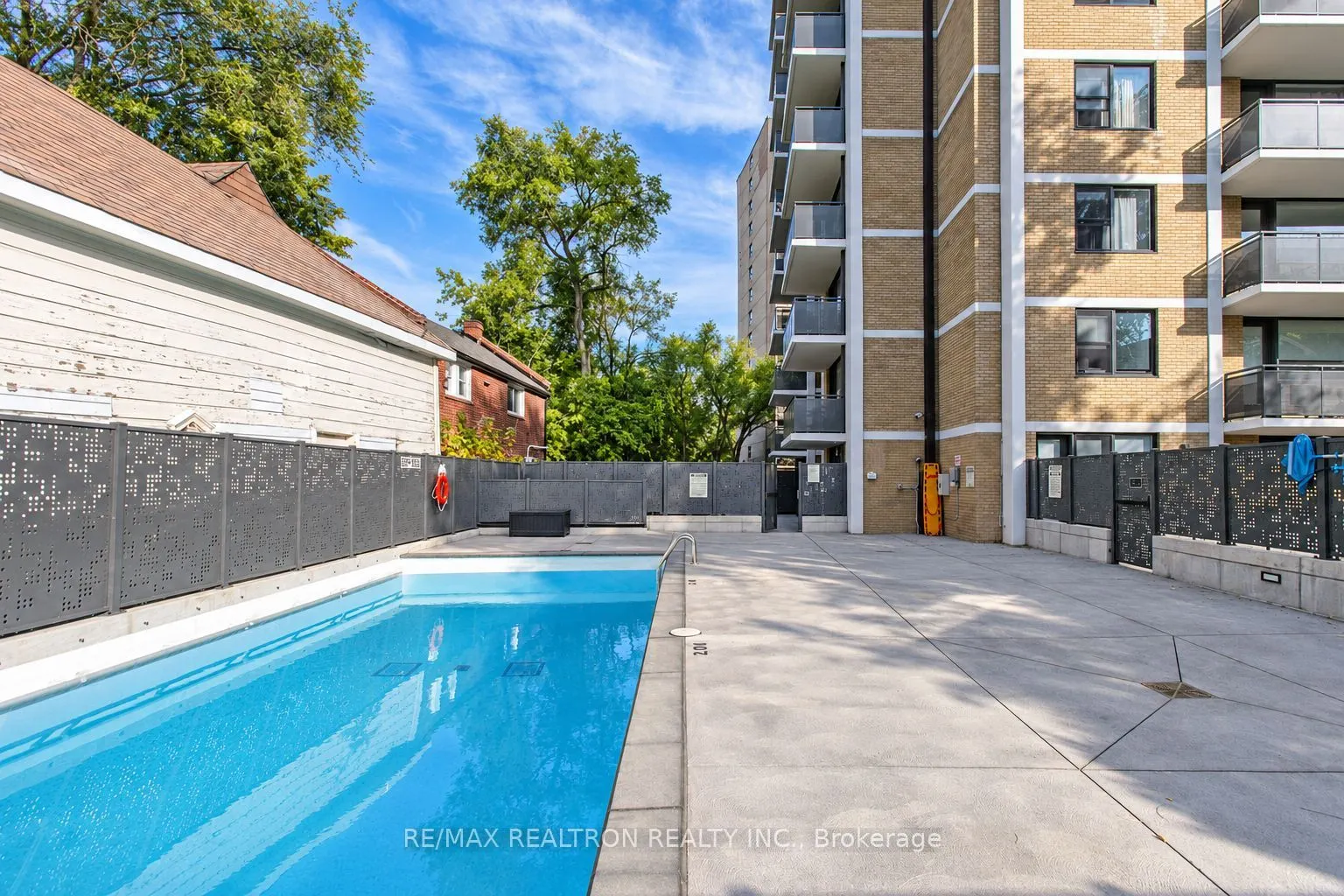 276 St George Street #503