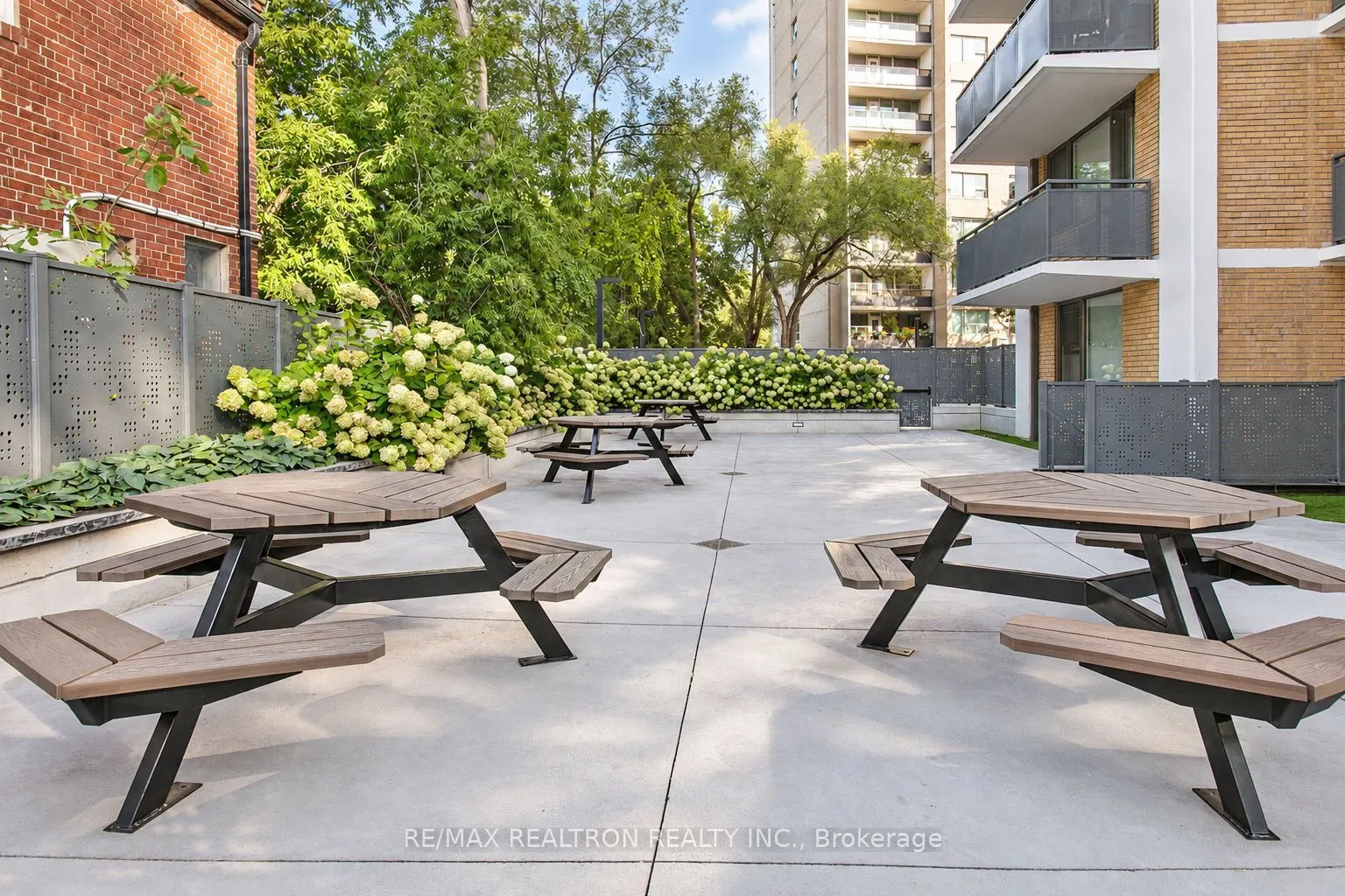 276 St George Street #503