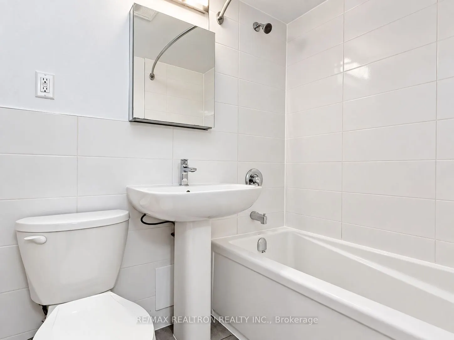 276 St George Street #503