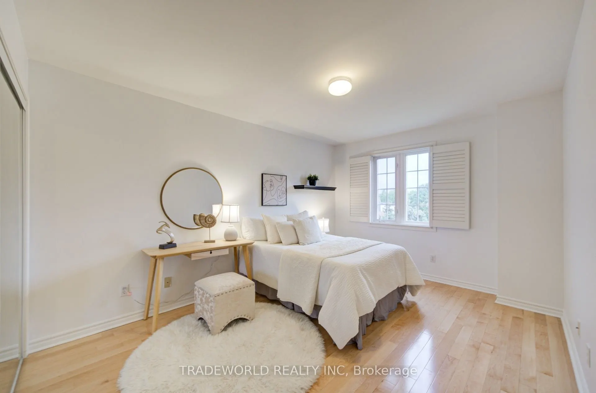 37 Avondale Avenue #513