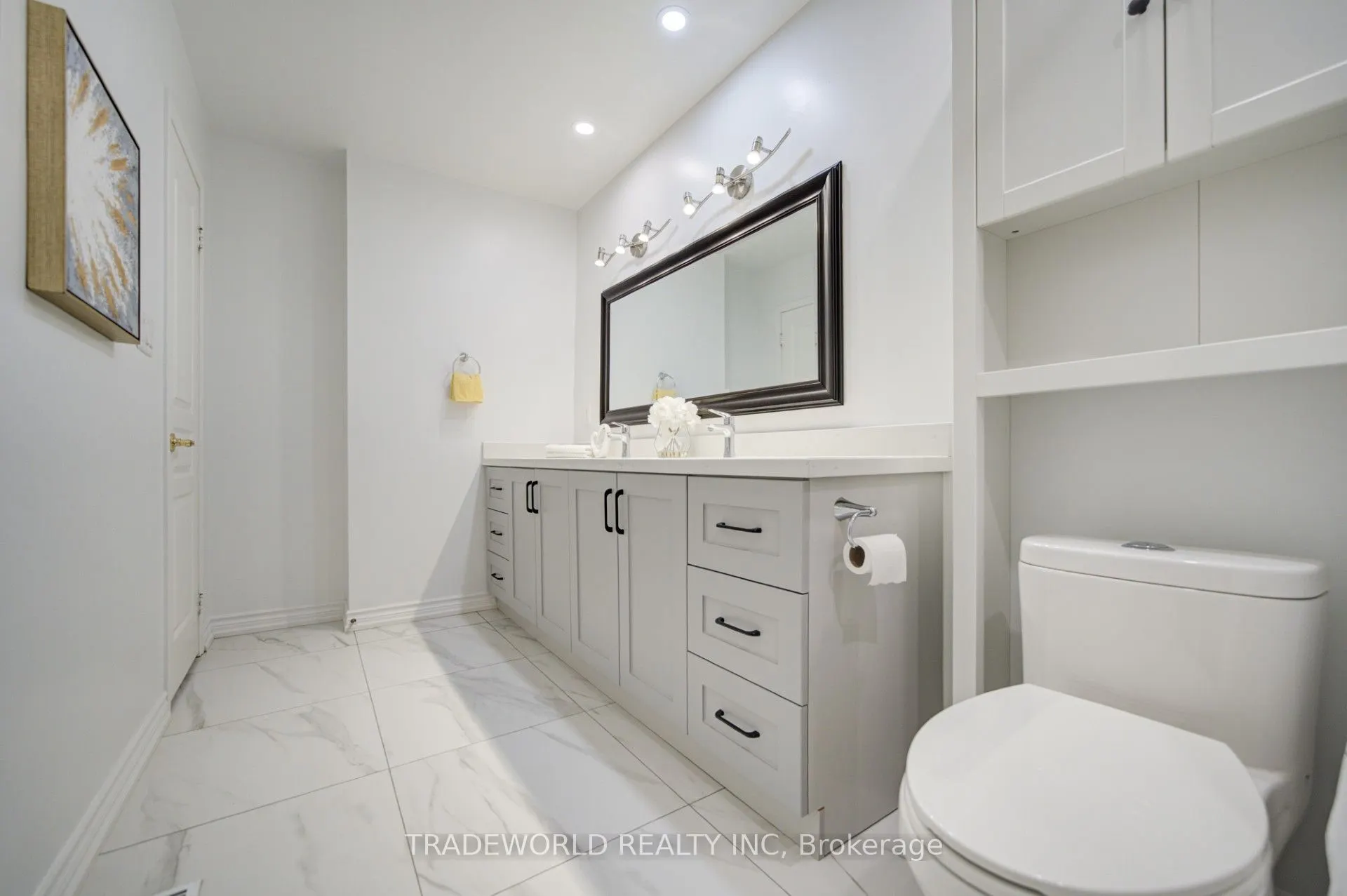 37 Avondale Avenue #513