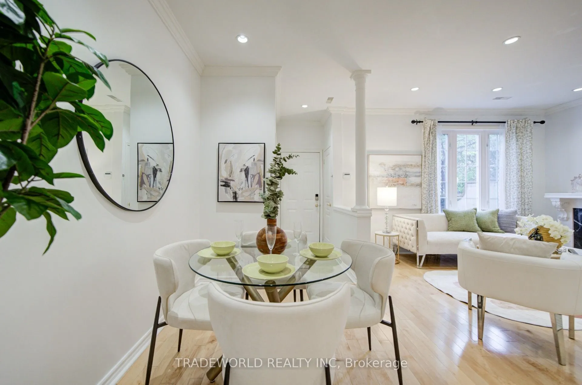 37 Avondale Avenue #513