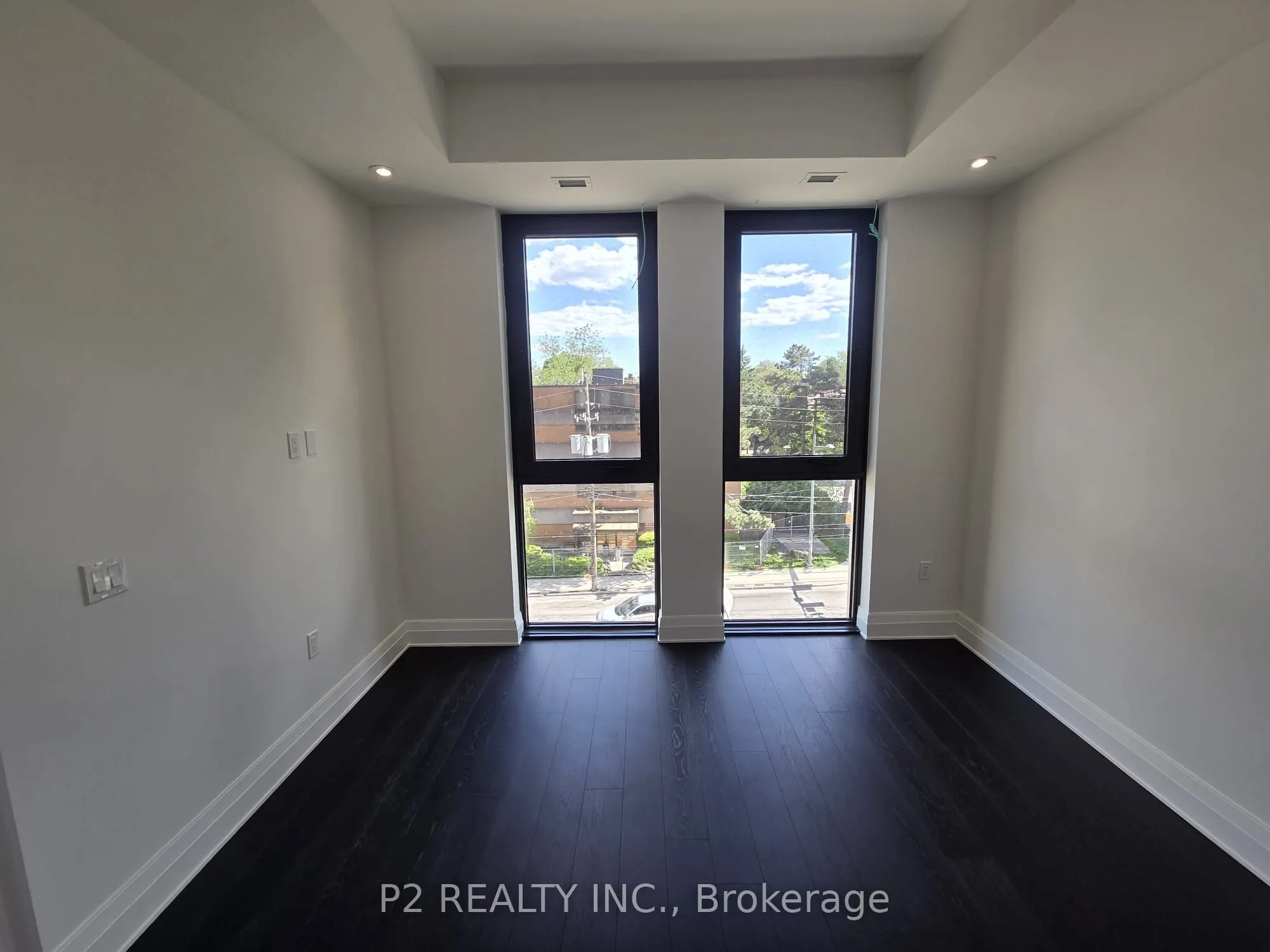 2 Forest Hill #407