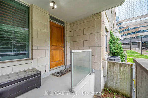 761 Bay Street #TH07