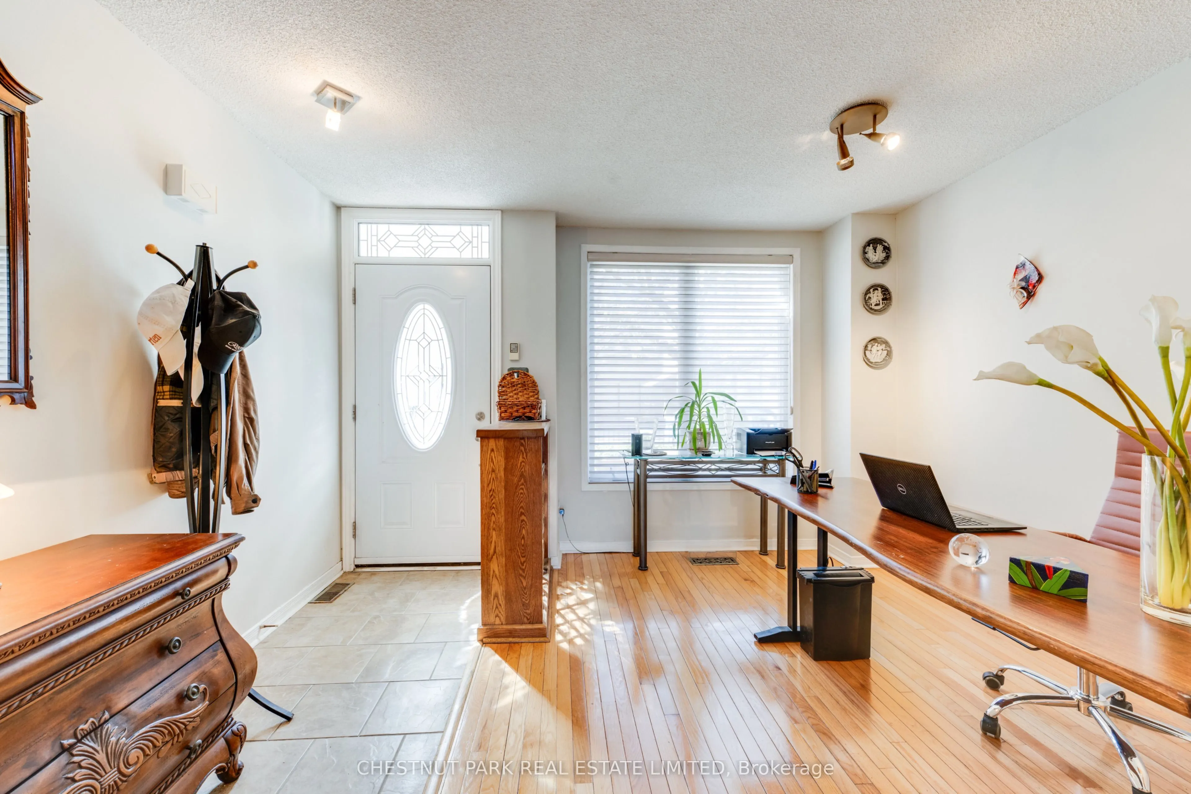 140 Bathurst Street #TH8