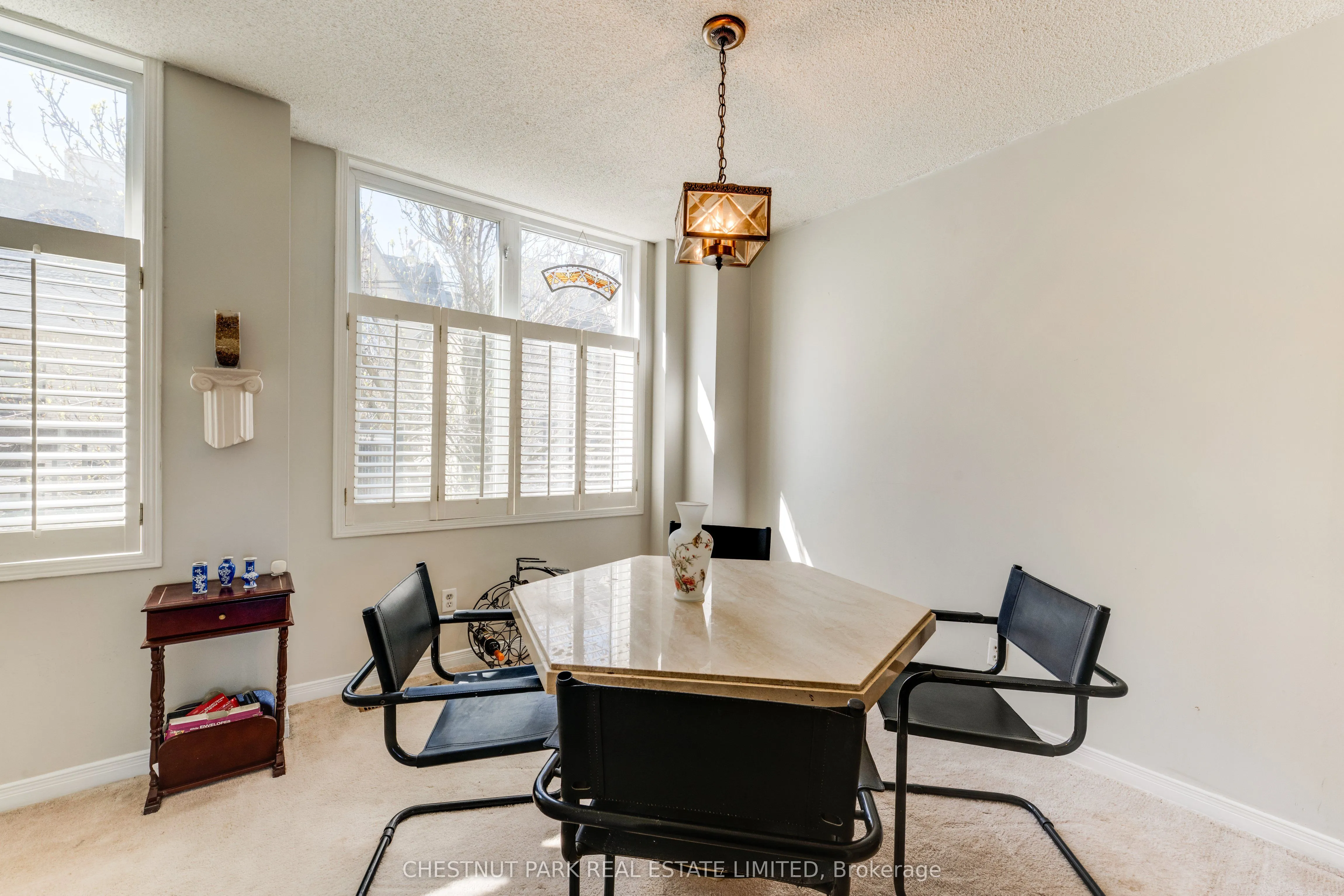 140 Bathurst Street #TH8