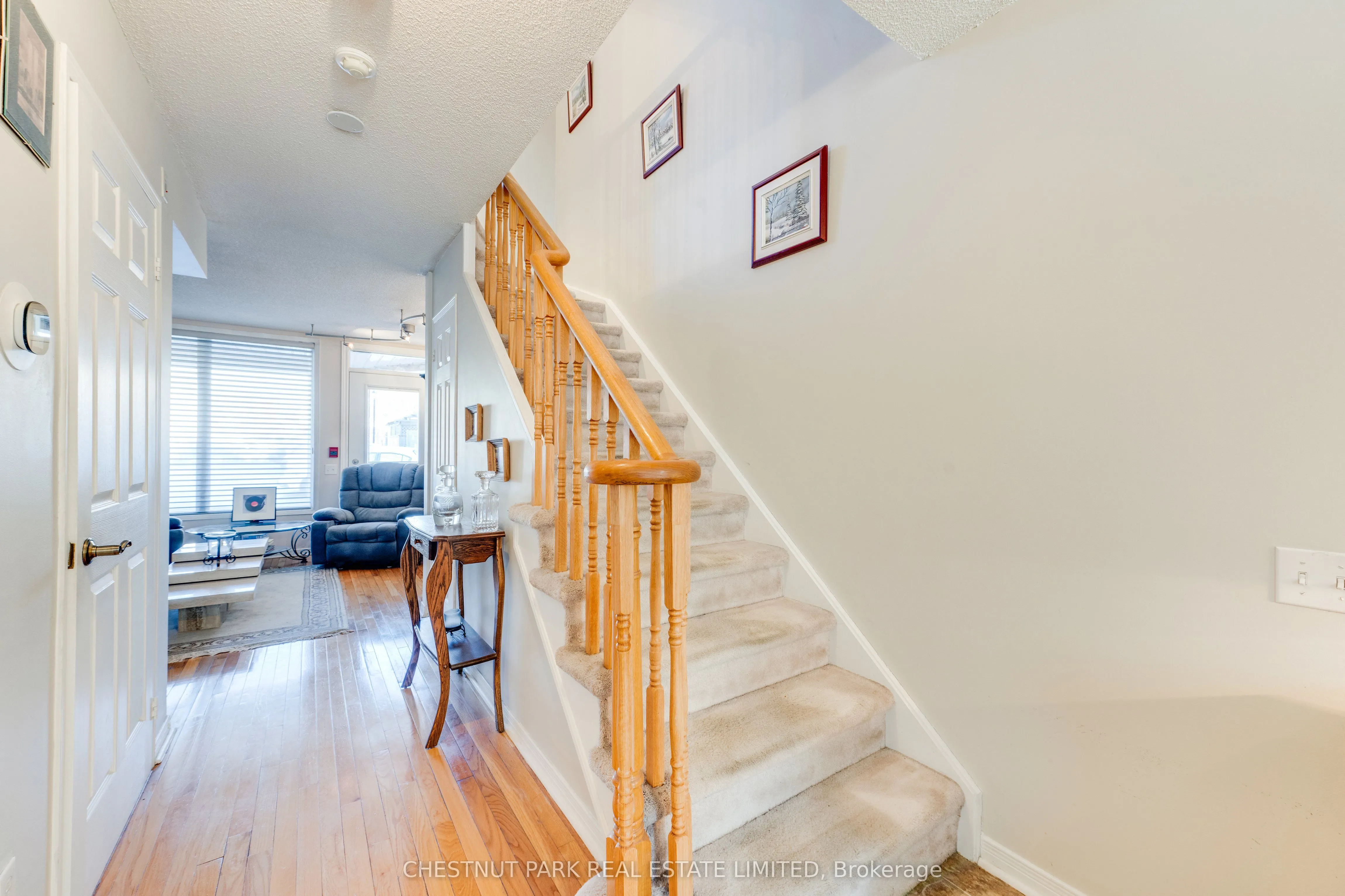 140 Bathurst Street #TH8