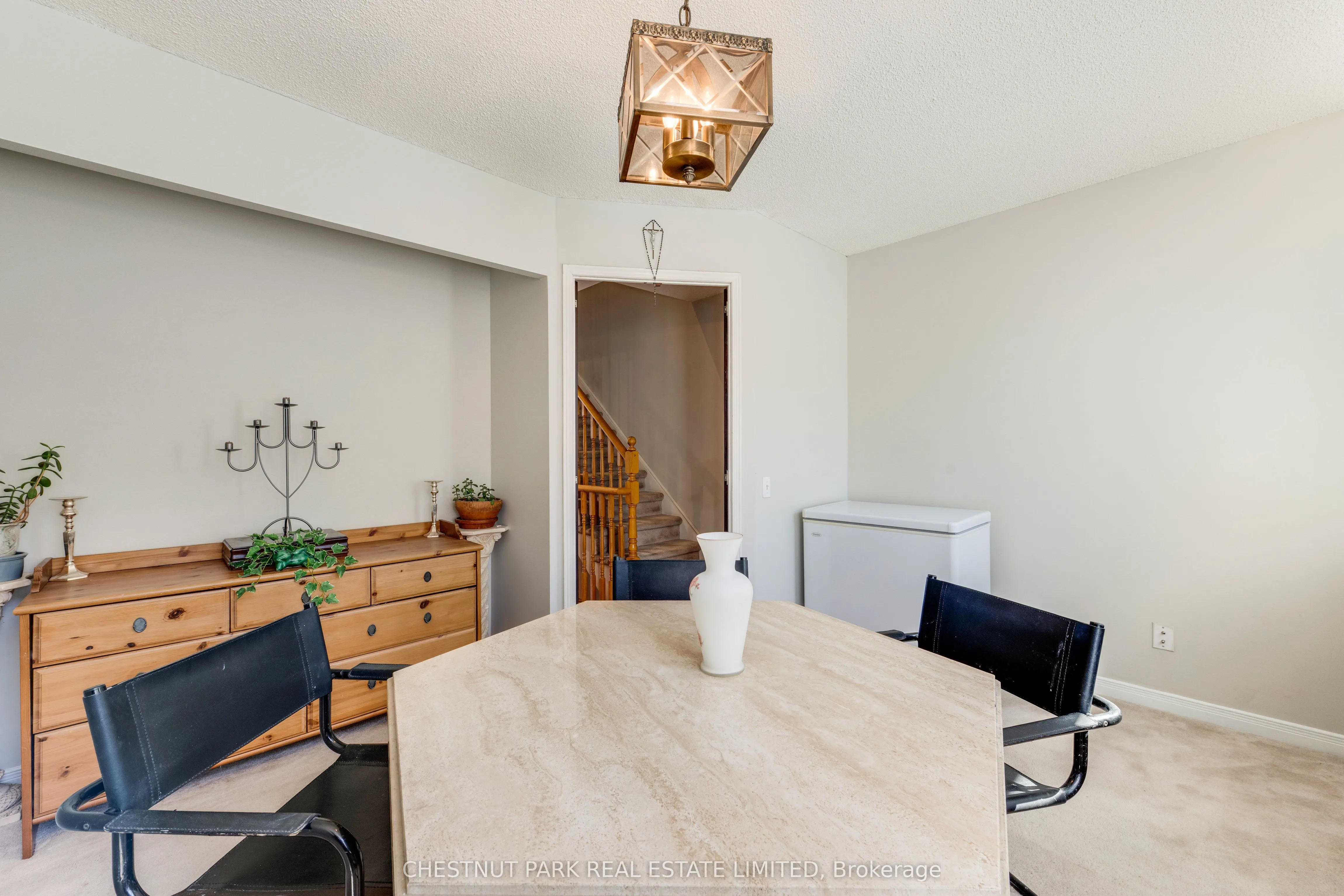 140 Bathurst Street #TH8