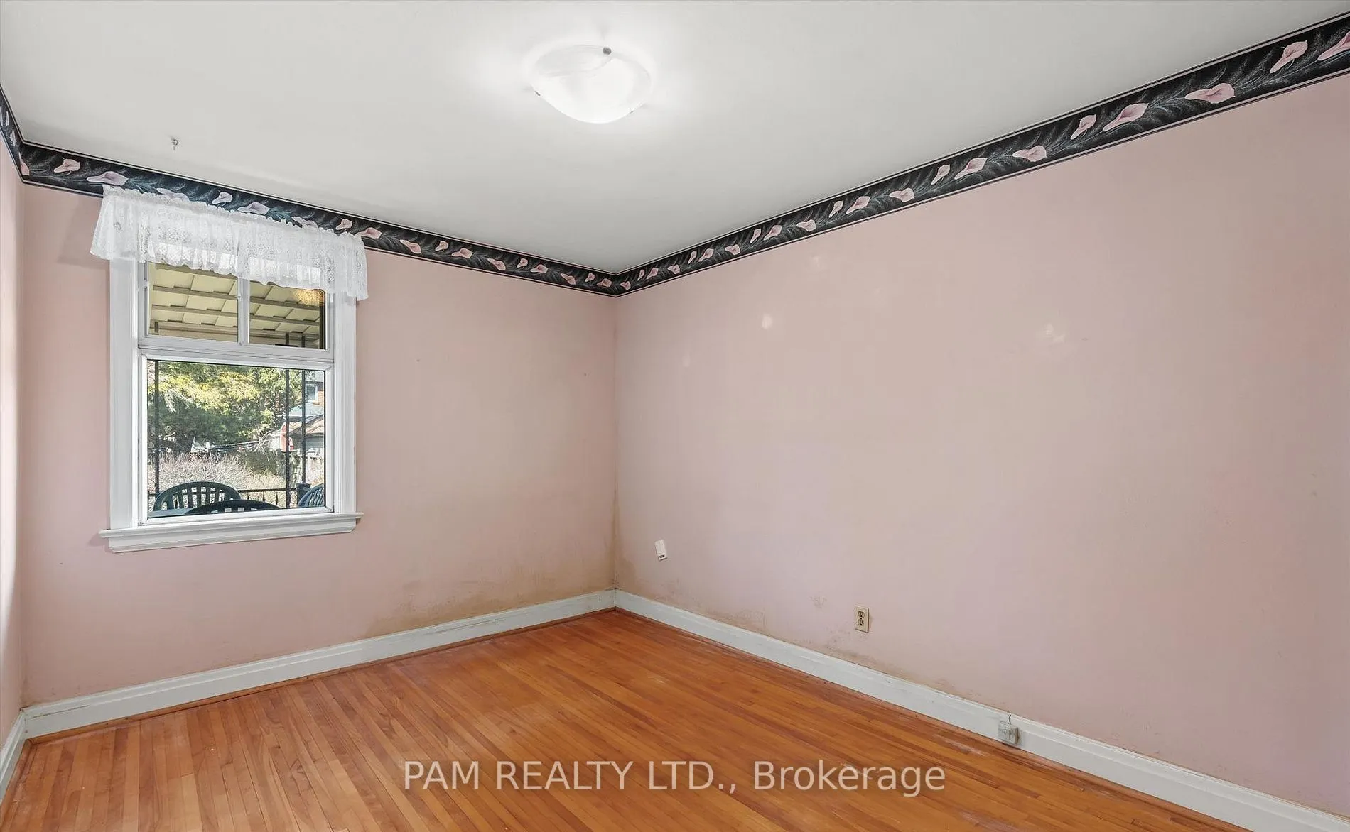 42 Parklea Drive