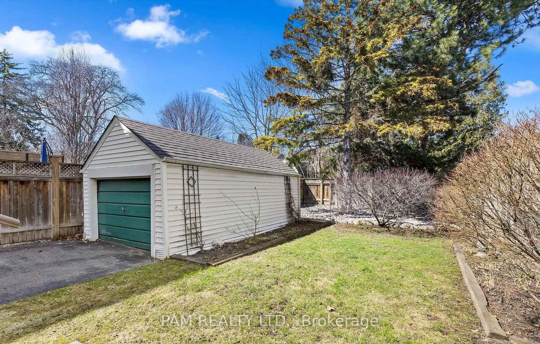 42 Parklea Drive