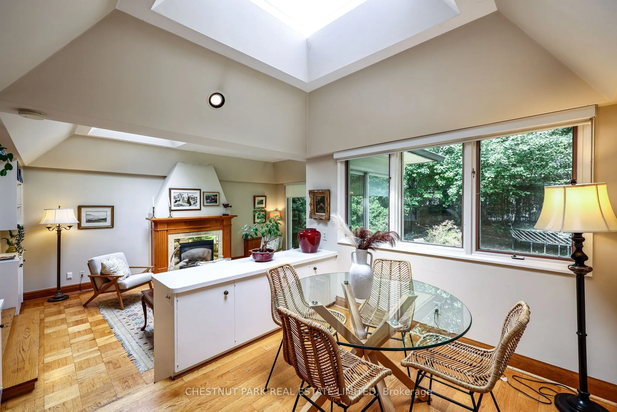 98 St. Leonards Avenue
