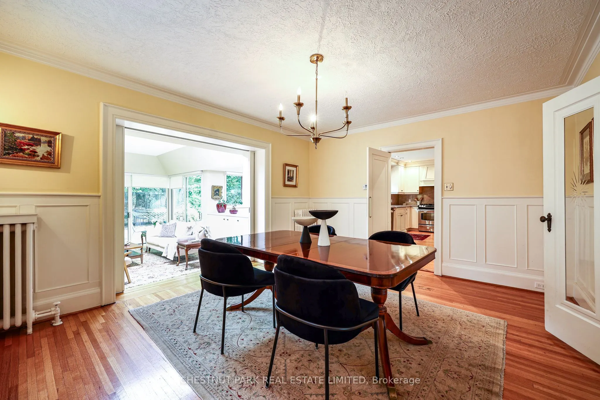 98 St. Leonards Avenue