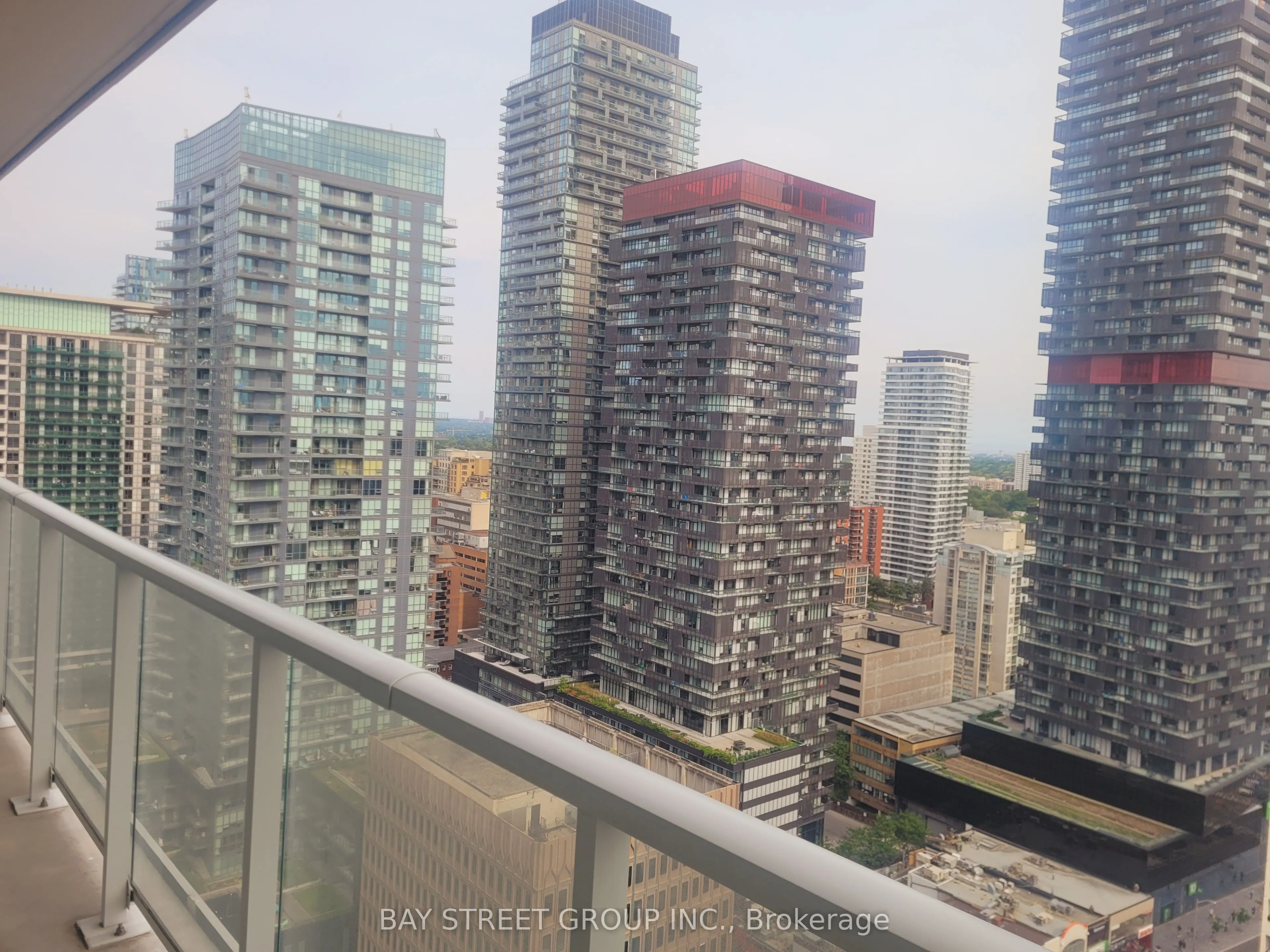 33 Helendale Avenue #2108